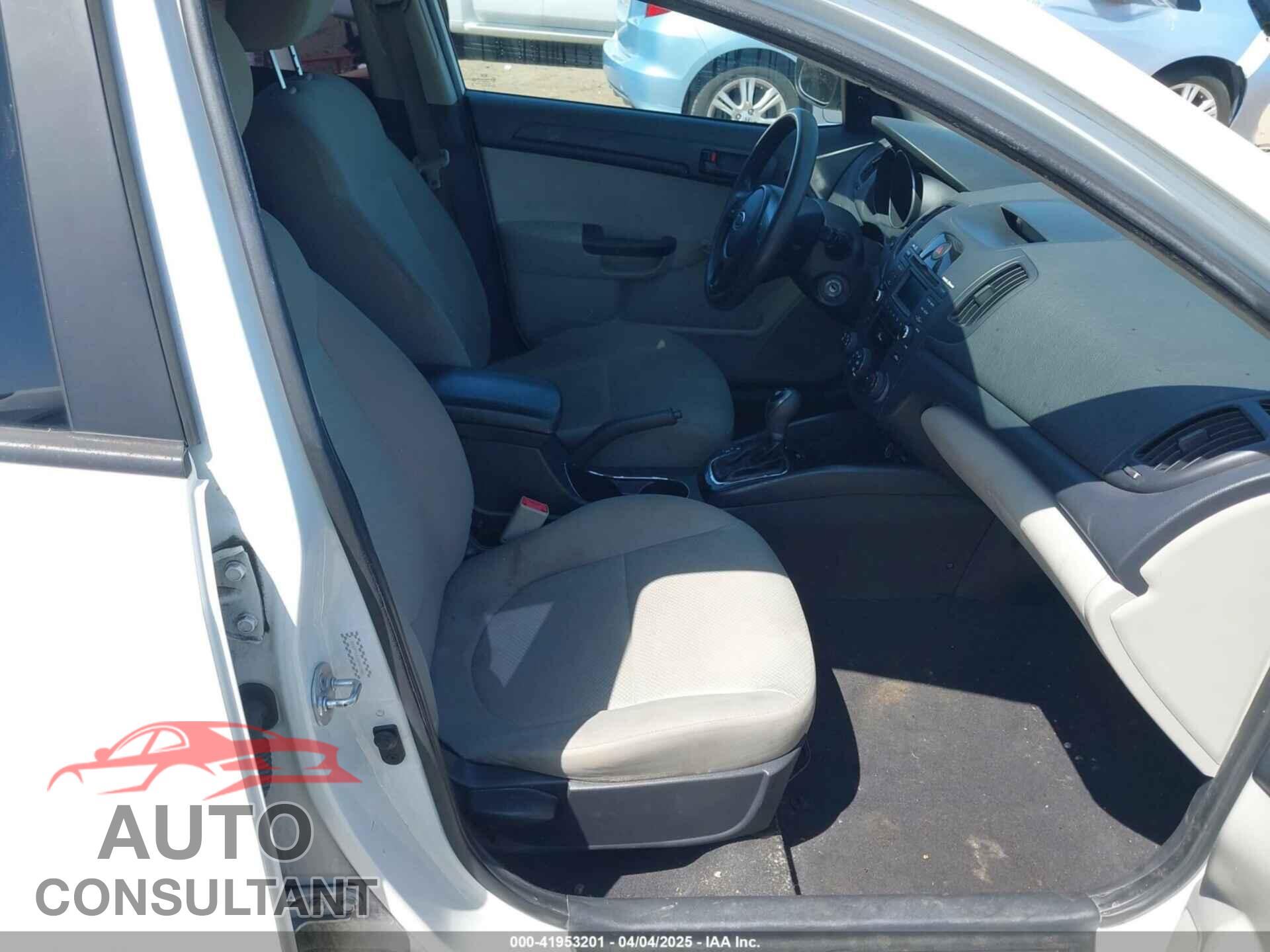 KIA FORTE 2011 - KNAFT4A29B5417841