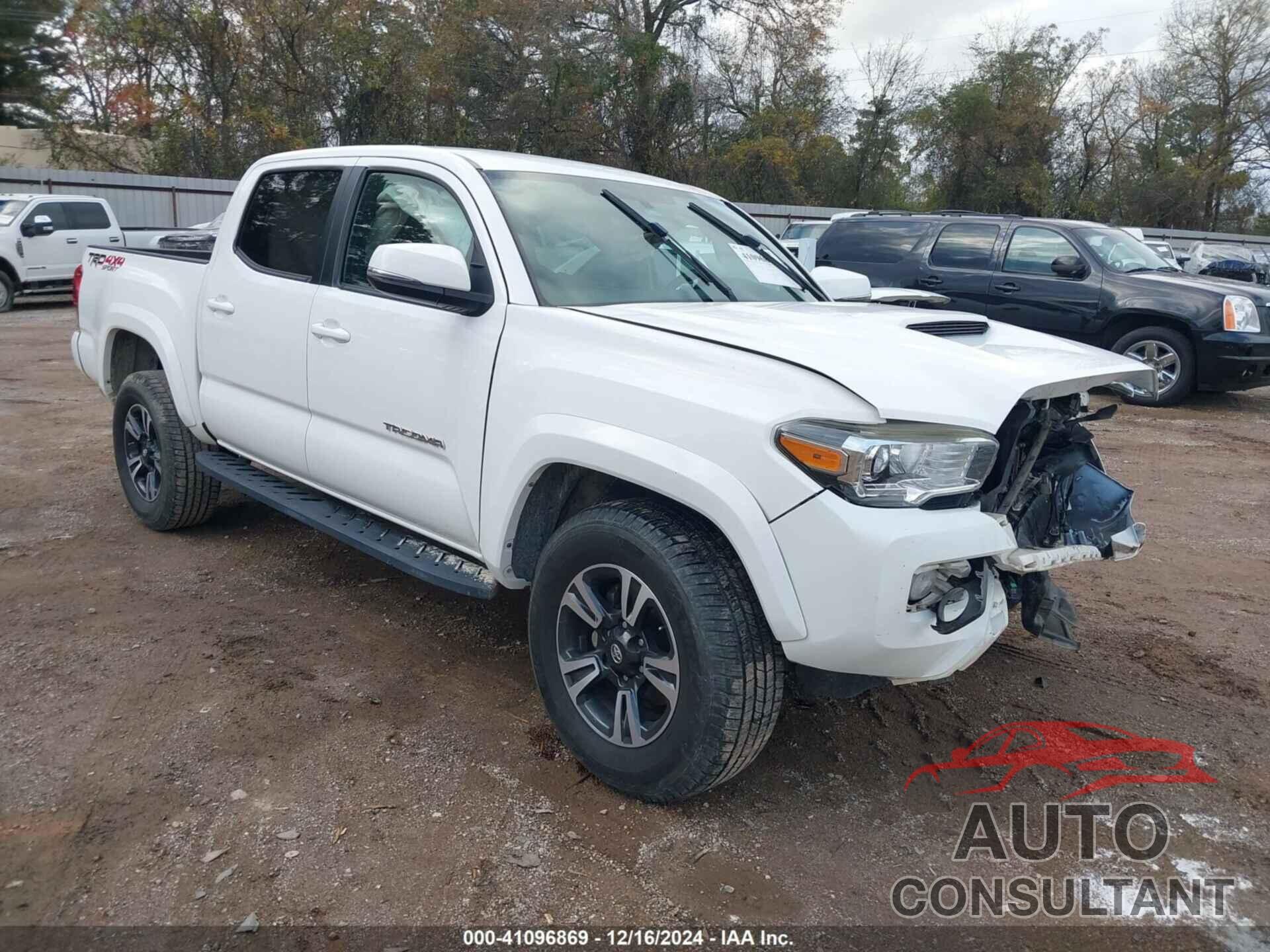 TOYOTA TACOMA 2017 - 5TFCZ5AN1HX104414