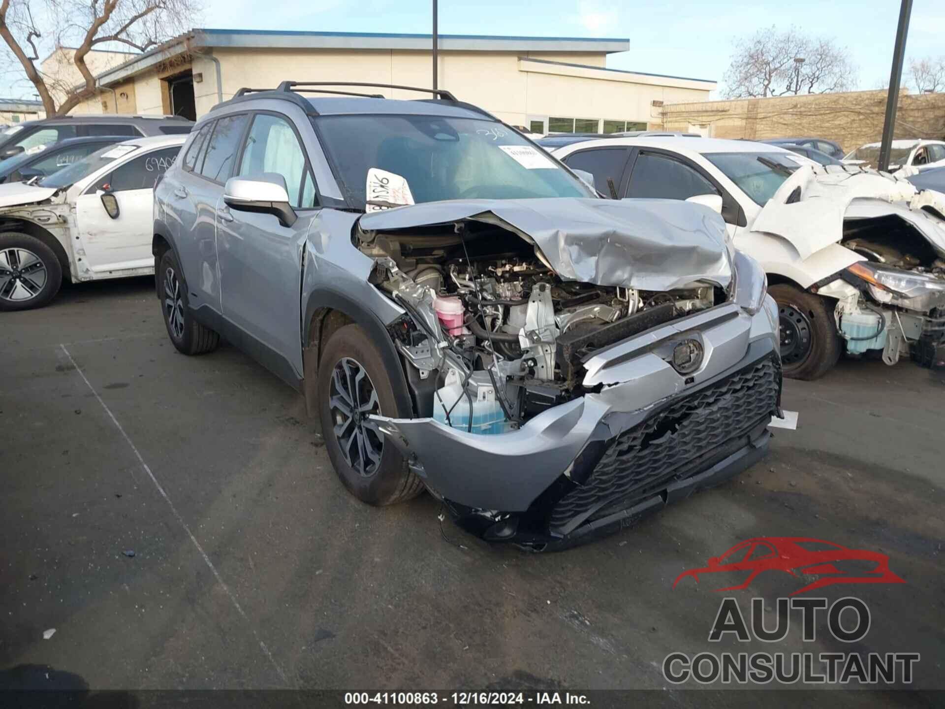 TOYOTA COROLLA CROSS 2024 - 7MUFBABG8RV038516