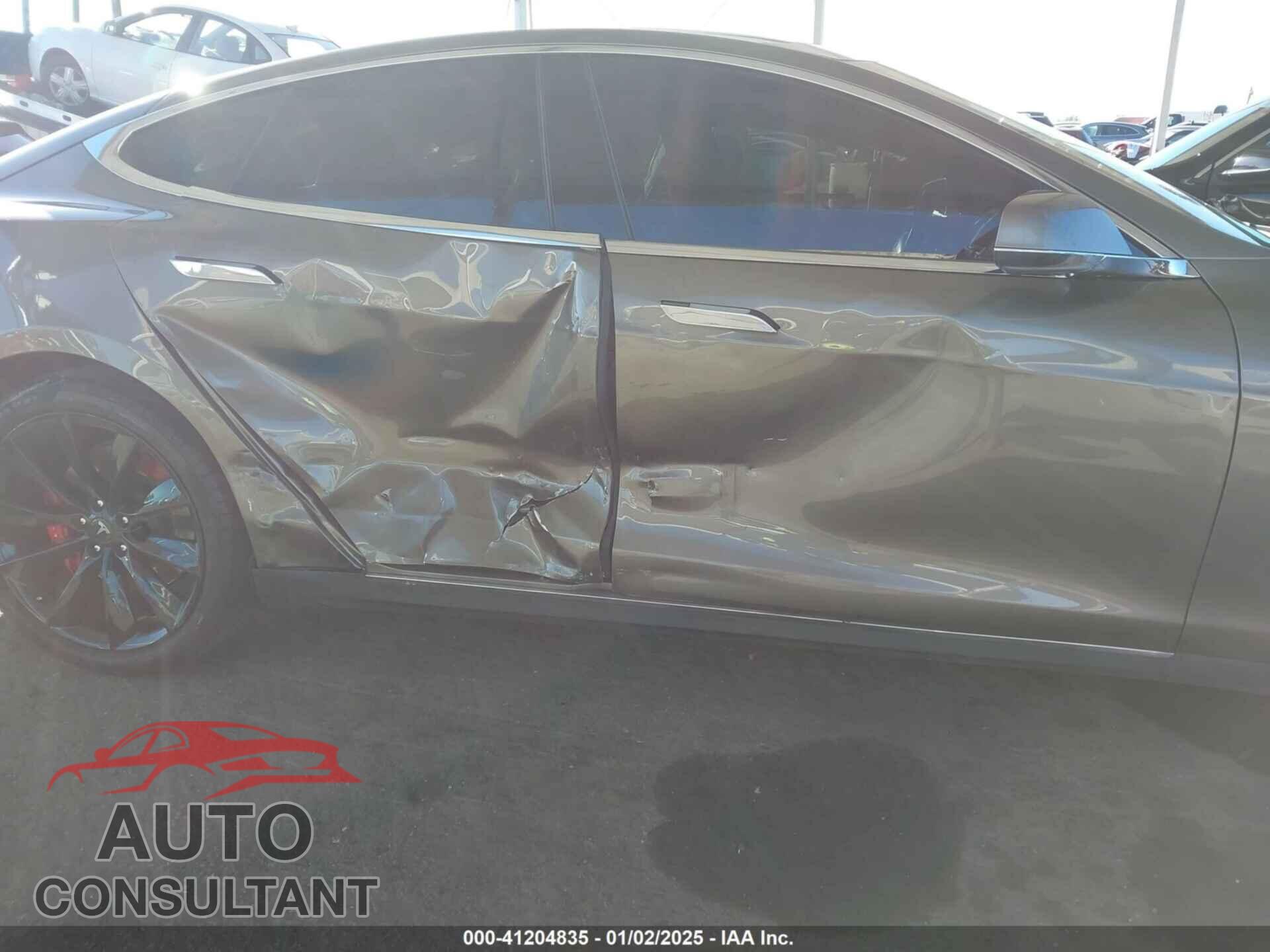 TESLA MODEL S 2015 - 5YJSA1E49FF102740