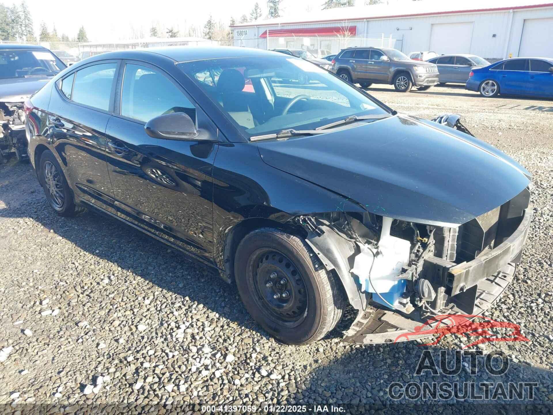 HYUNDAI ELANTRA 2018 - KMHD74LFXJU648312