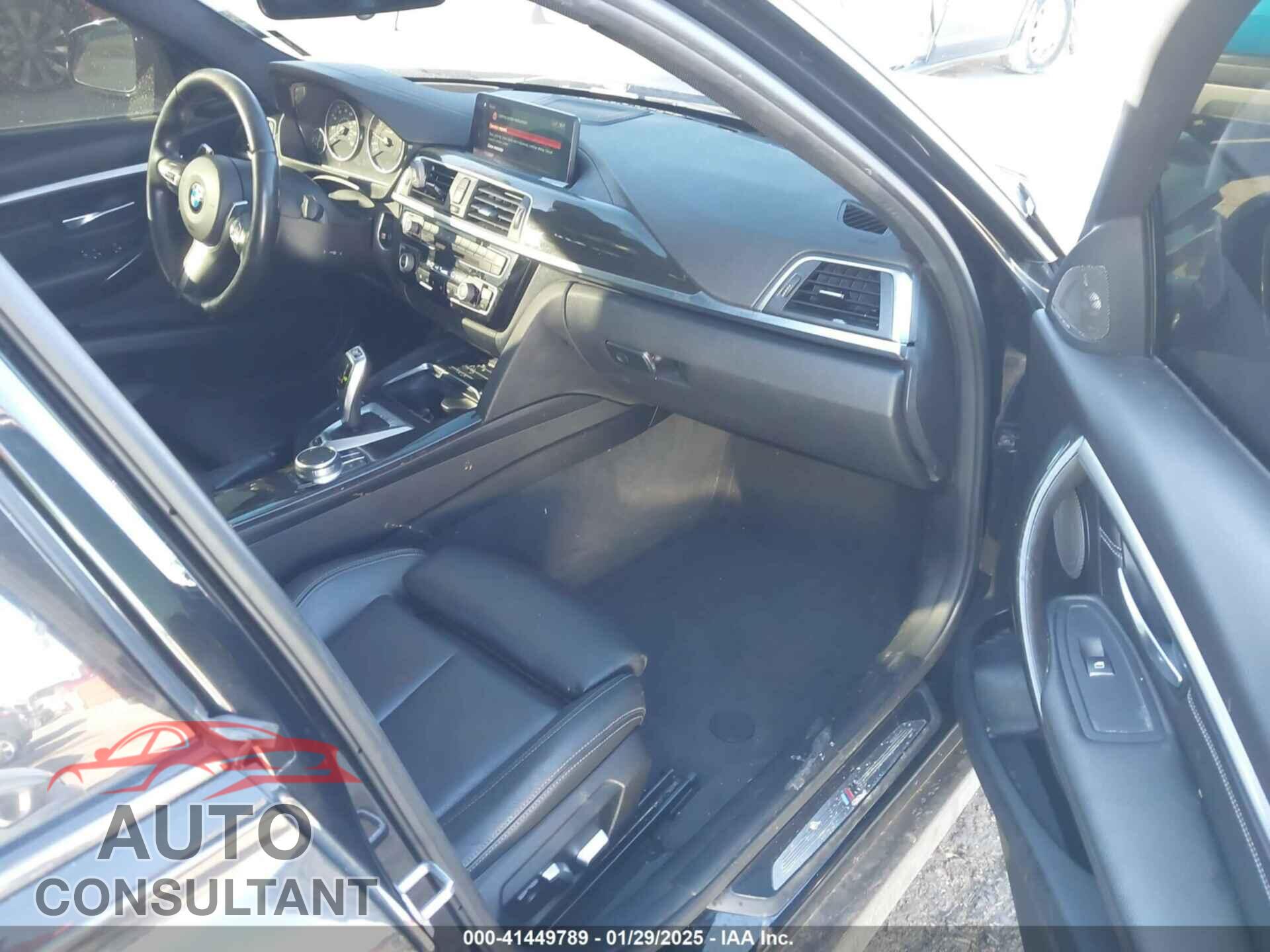 BMW 330E 2018 - WBA8E1C58JA167569