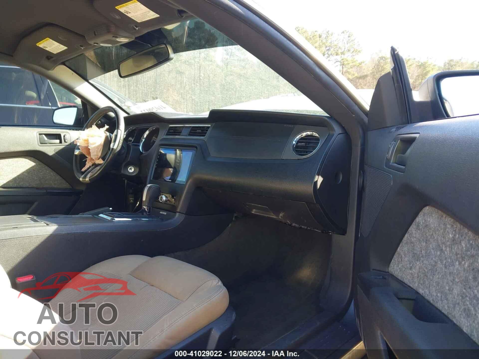 FORD MUSTANG 2014 - 1ZVBP8AM4E5318845