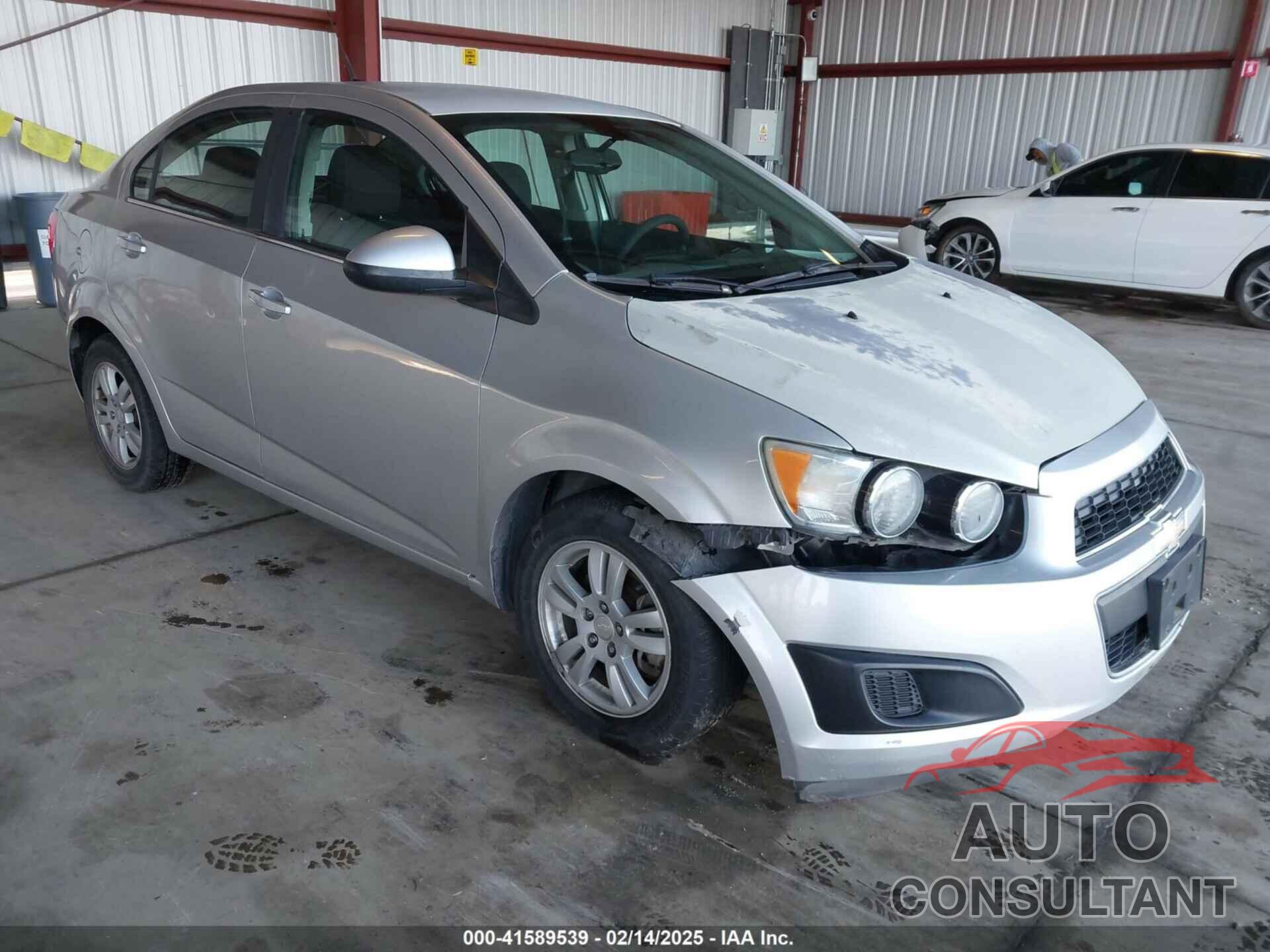 CHEVROLET SONIC 2014 - 1G1JC5SG9E4101047