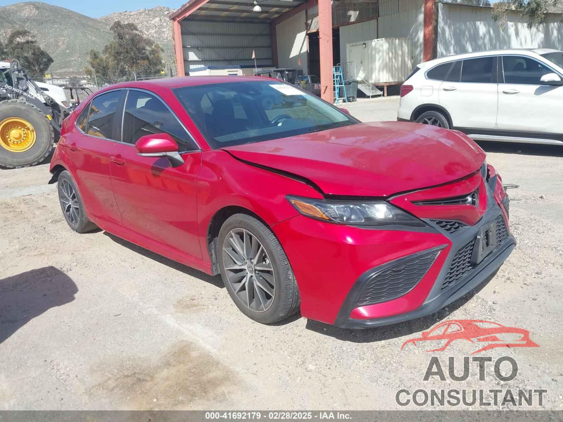 TOYOTA CAMRY 2022 - 4T1G11AK2NU042117
