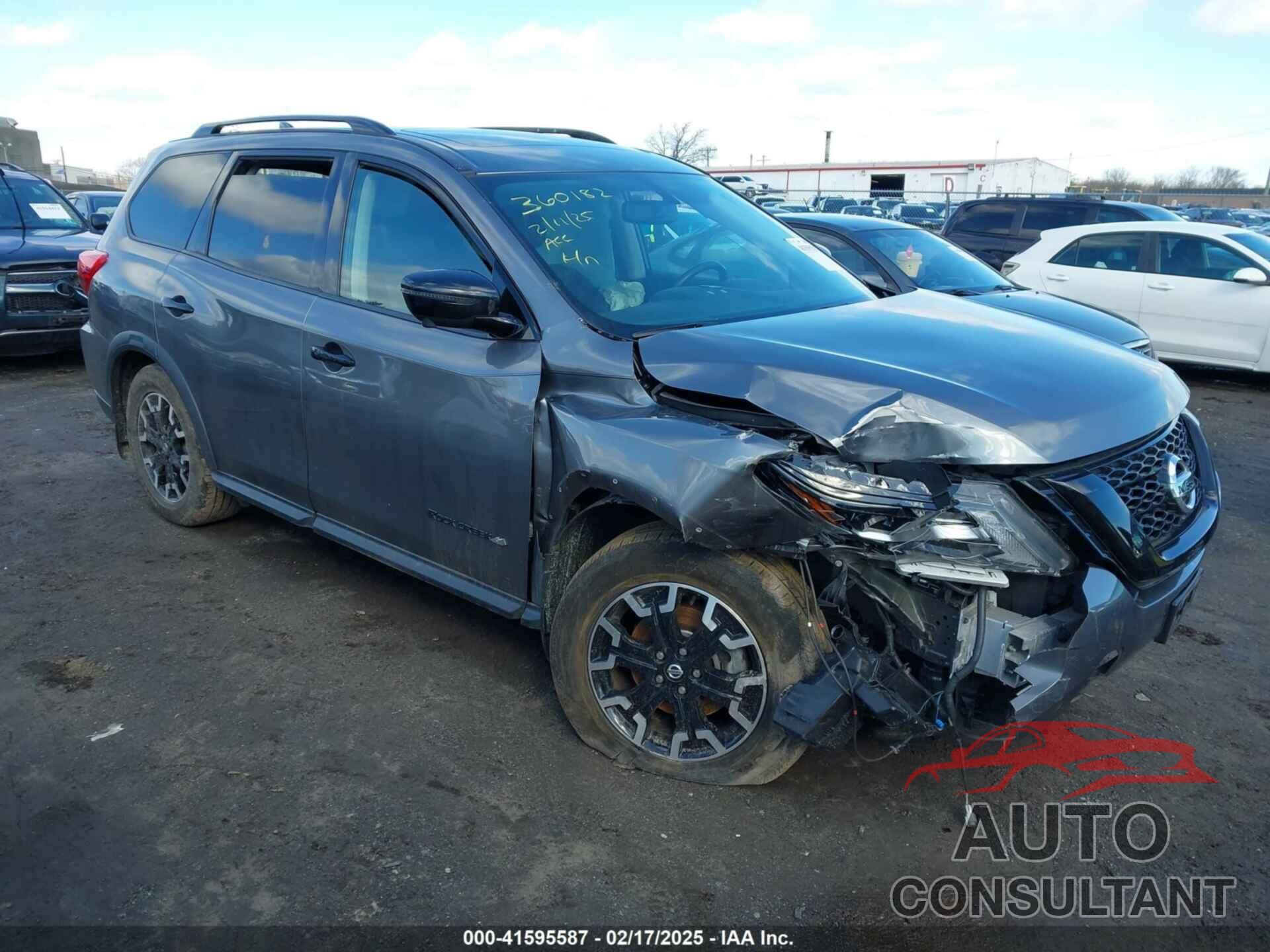 NISSAN PATHFINDER 2020 - 5N1DR2CM3LC647508