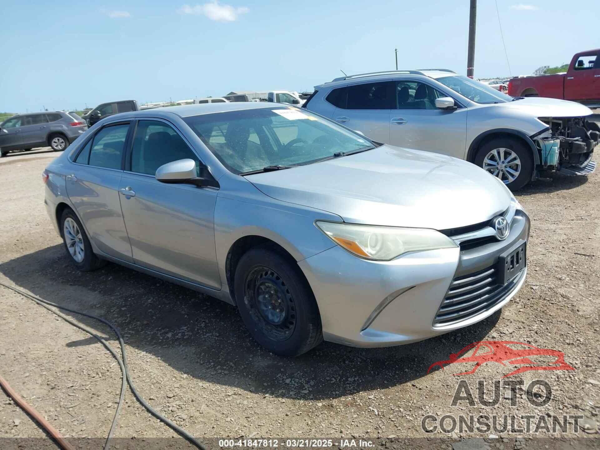 TOYOTA CAMRY 2015 - 4T4BF1FKXFR515855