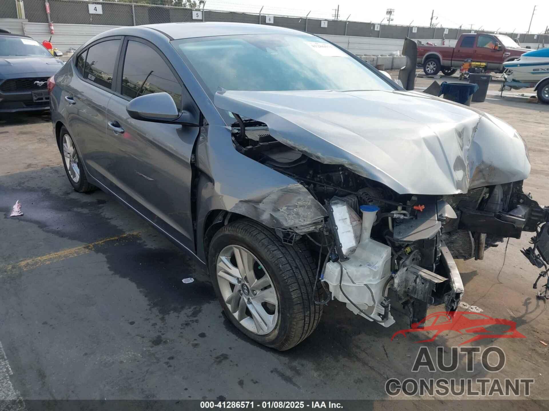 HYUNDAI ELANTRA 2020 - 5NPD84LF5LH522308