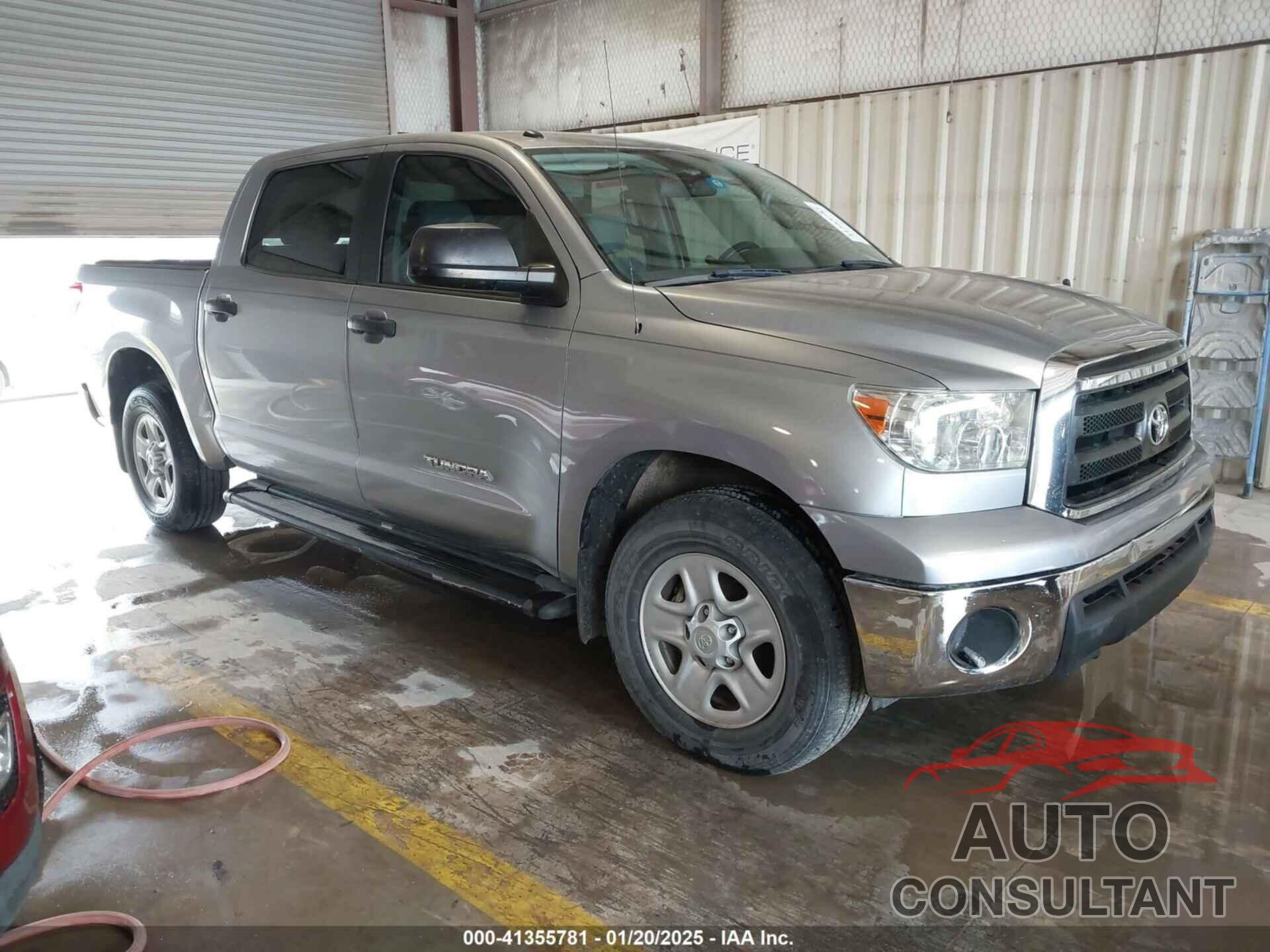 TOYOTA TUNDRA 2013 - 5TFEM5F17DX055081