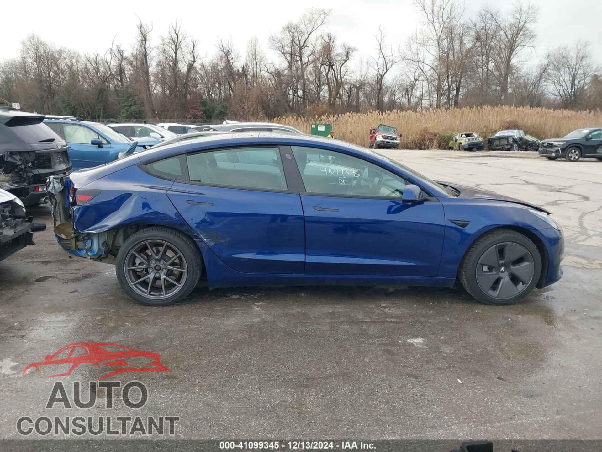 TESLA MODEL 3 2021 - 5YJ3E1EA5MF017518