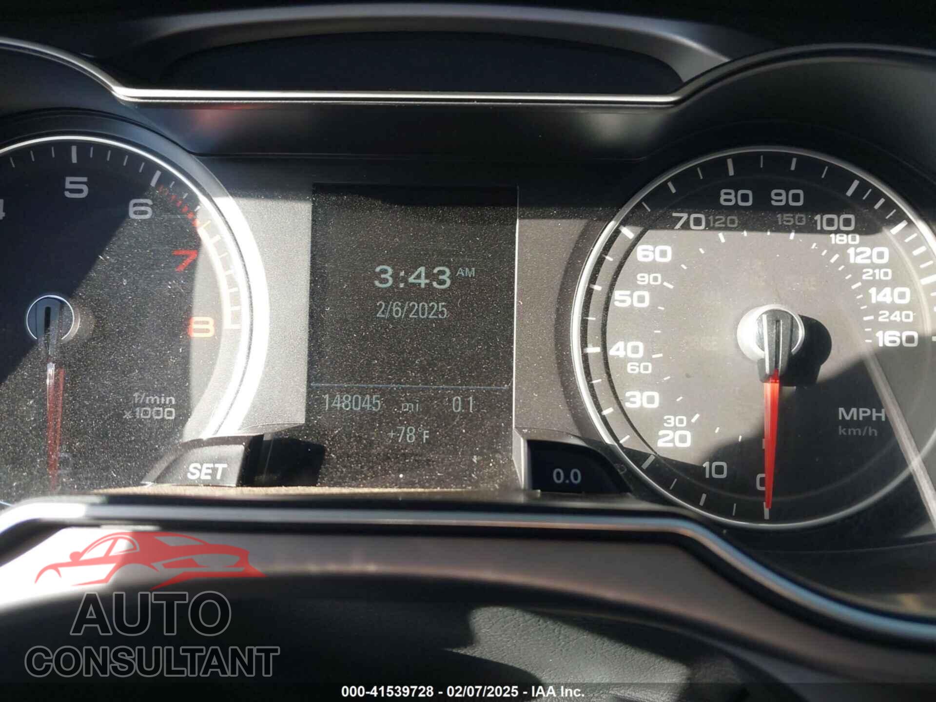 AUDI A4 2013 - WAUFFAFLXDN048157