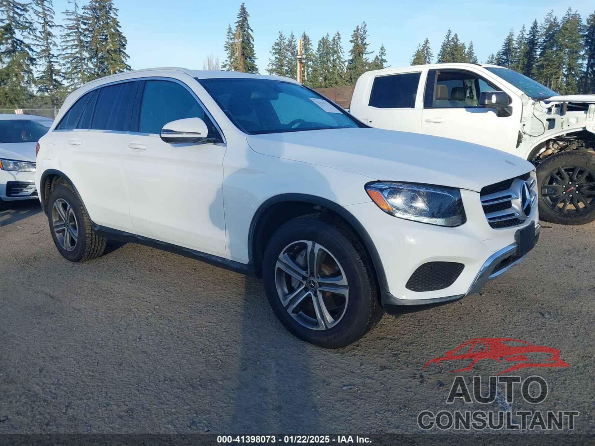 MERCEDES-BENZ GLC 300 2018 - WDC0G4JB7JV030257