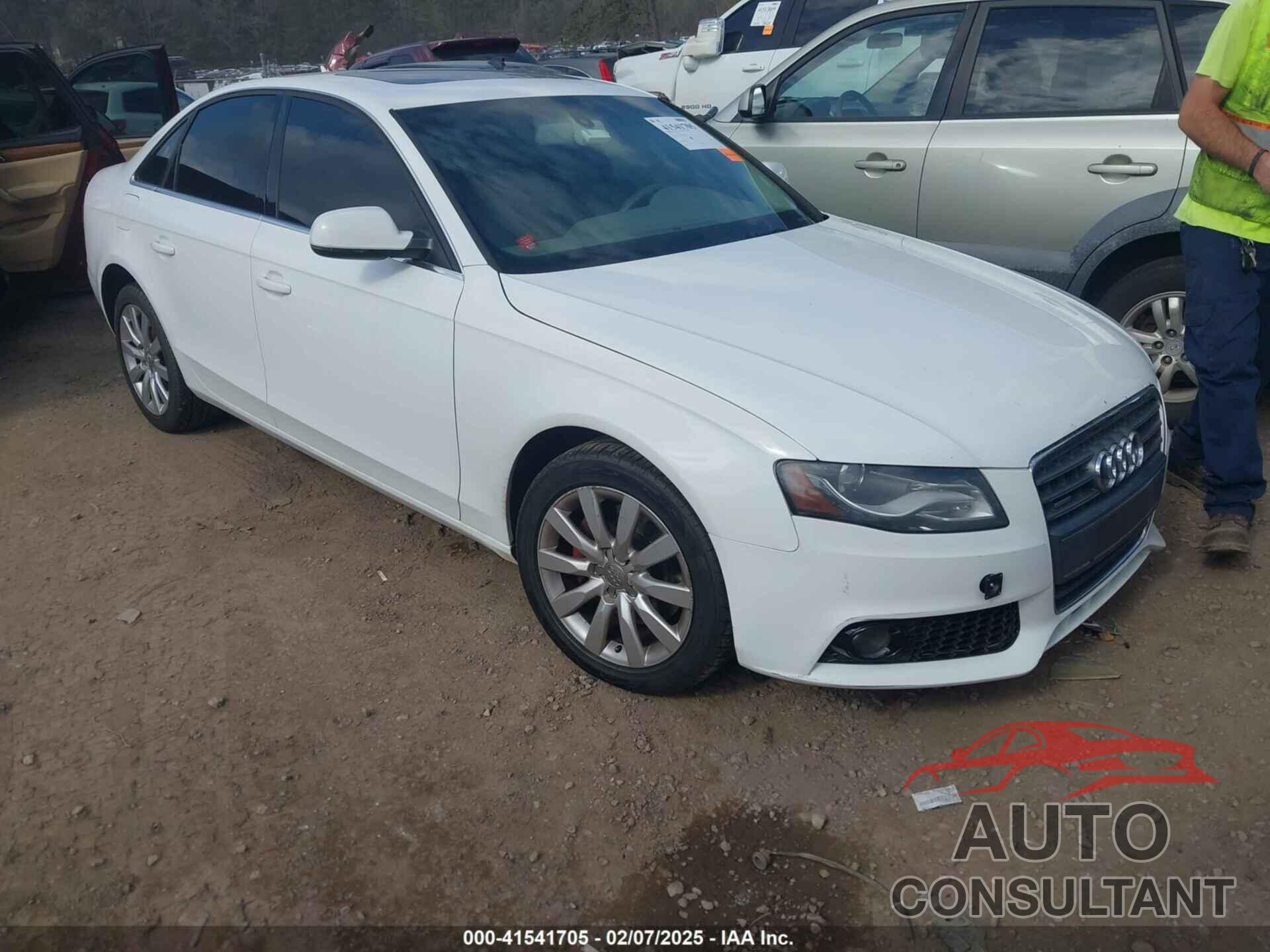 AUDI A4 2011 - WAUFFAFL6BN056463
