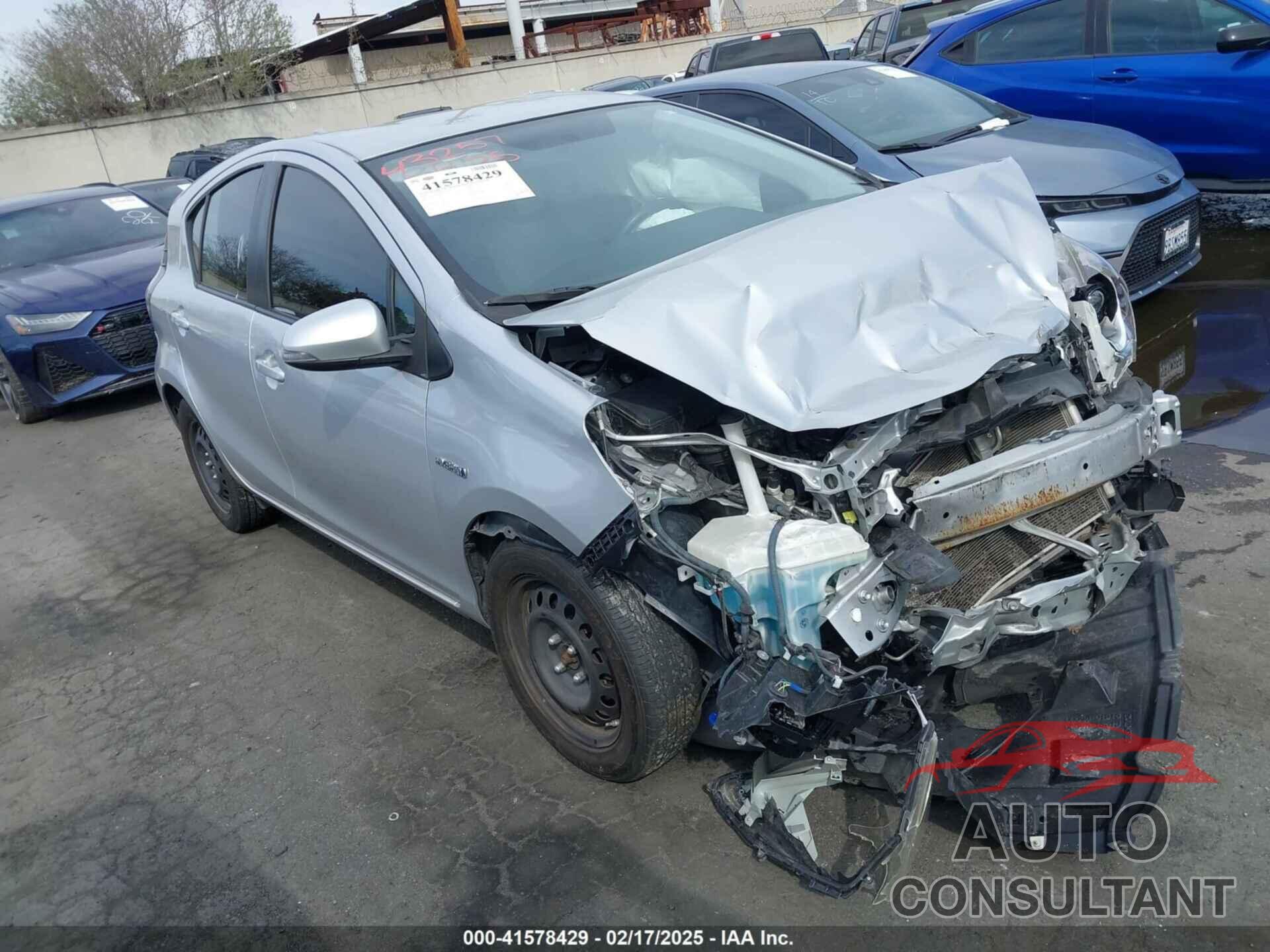 TOYOTA PRIUS C 2016 - JTDKDTB36G1120301