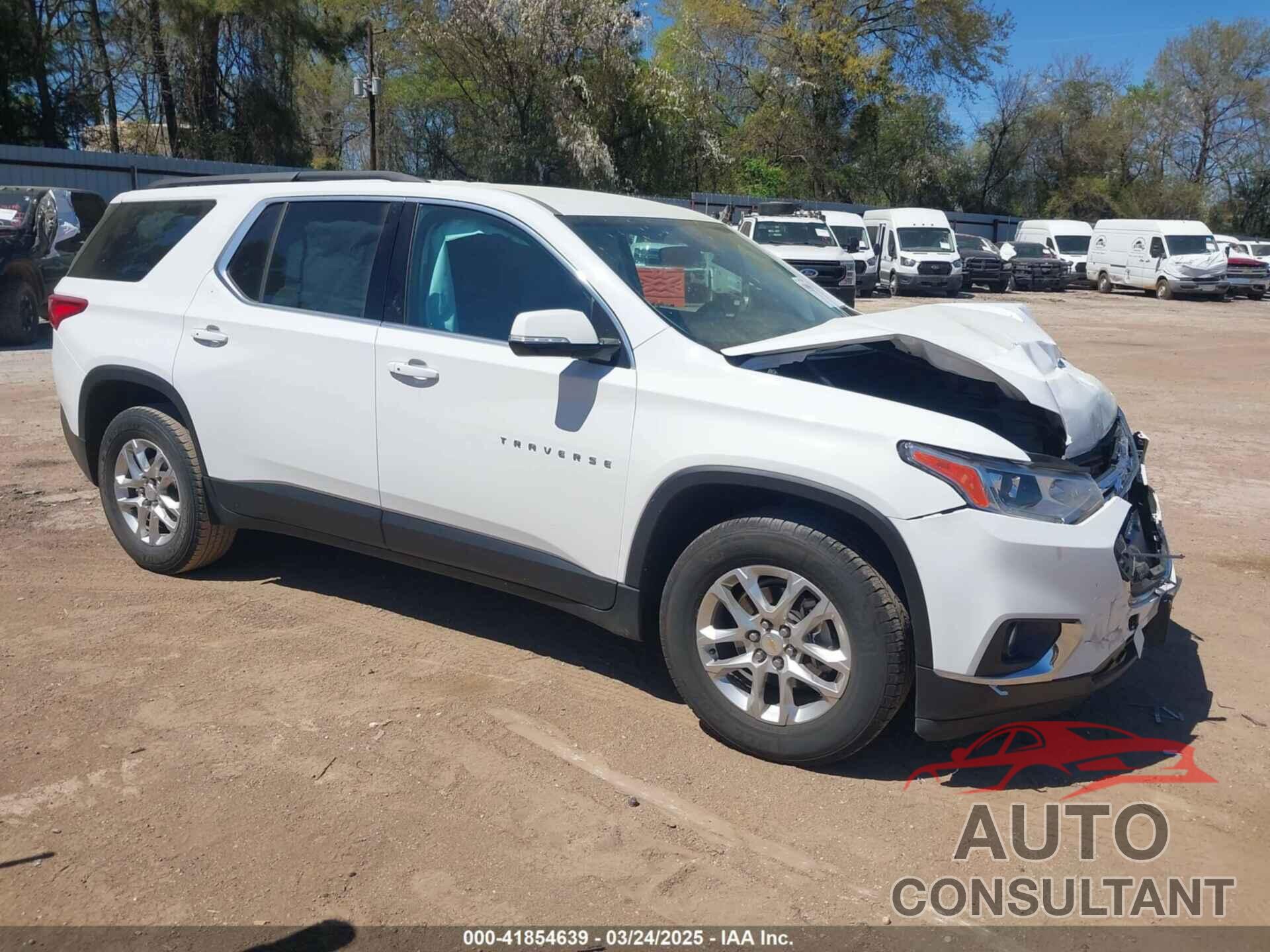 CHEVROLET TRAVERSE 2019 - 1GNERHKW4KJ141055