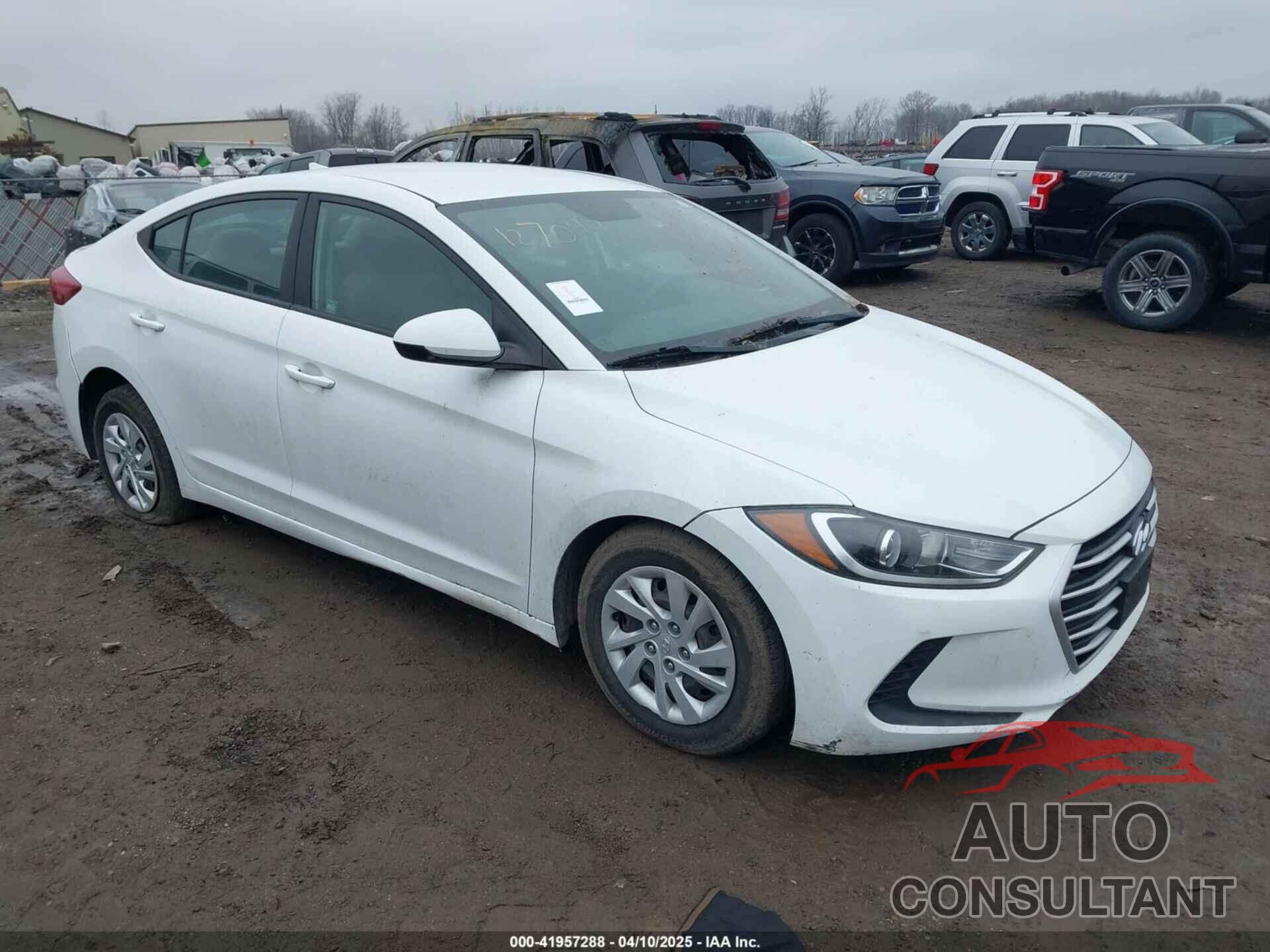 HYUNDAI ELANTRA 2017 - 5NPD74LF5HH127099