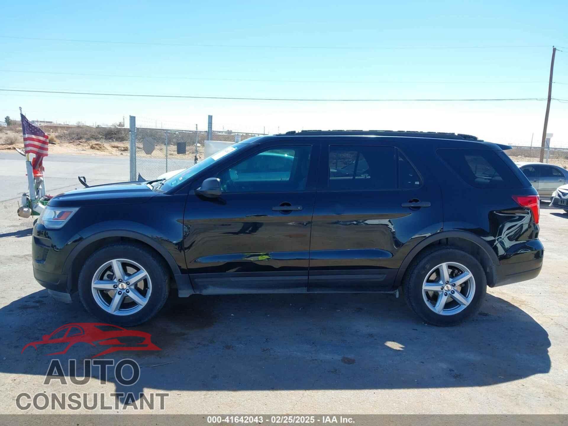 FORD EXPLORER 2018 - 1FM5K7B8XJGB78093