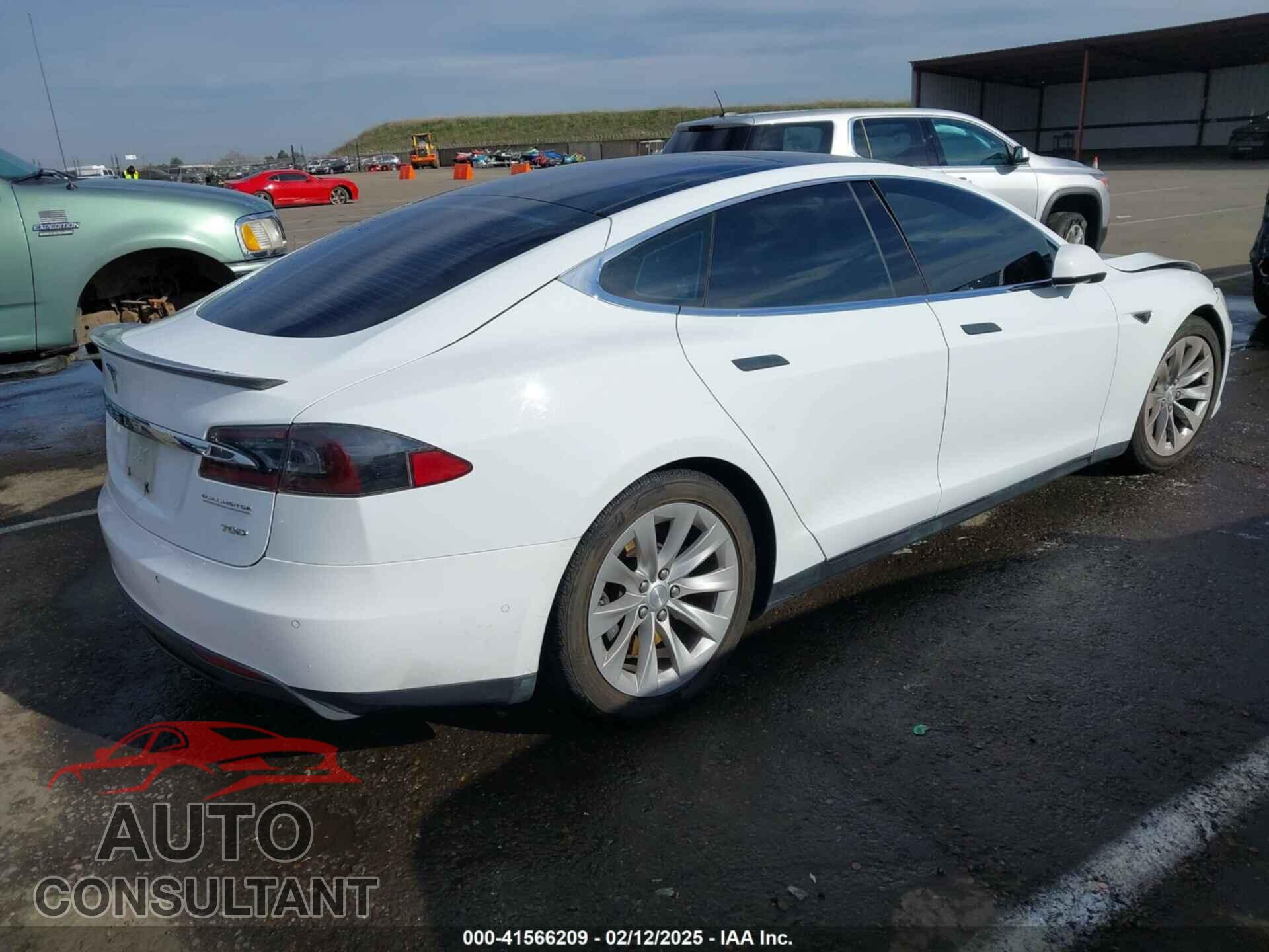TESLA MODEL S 2015 - 5YJSA1S20FF092750
