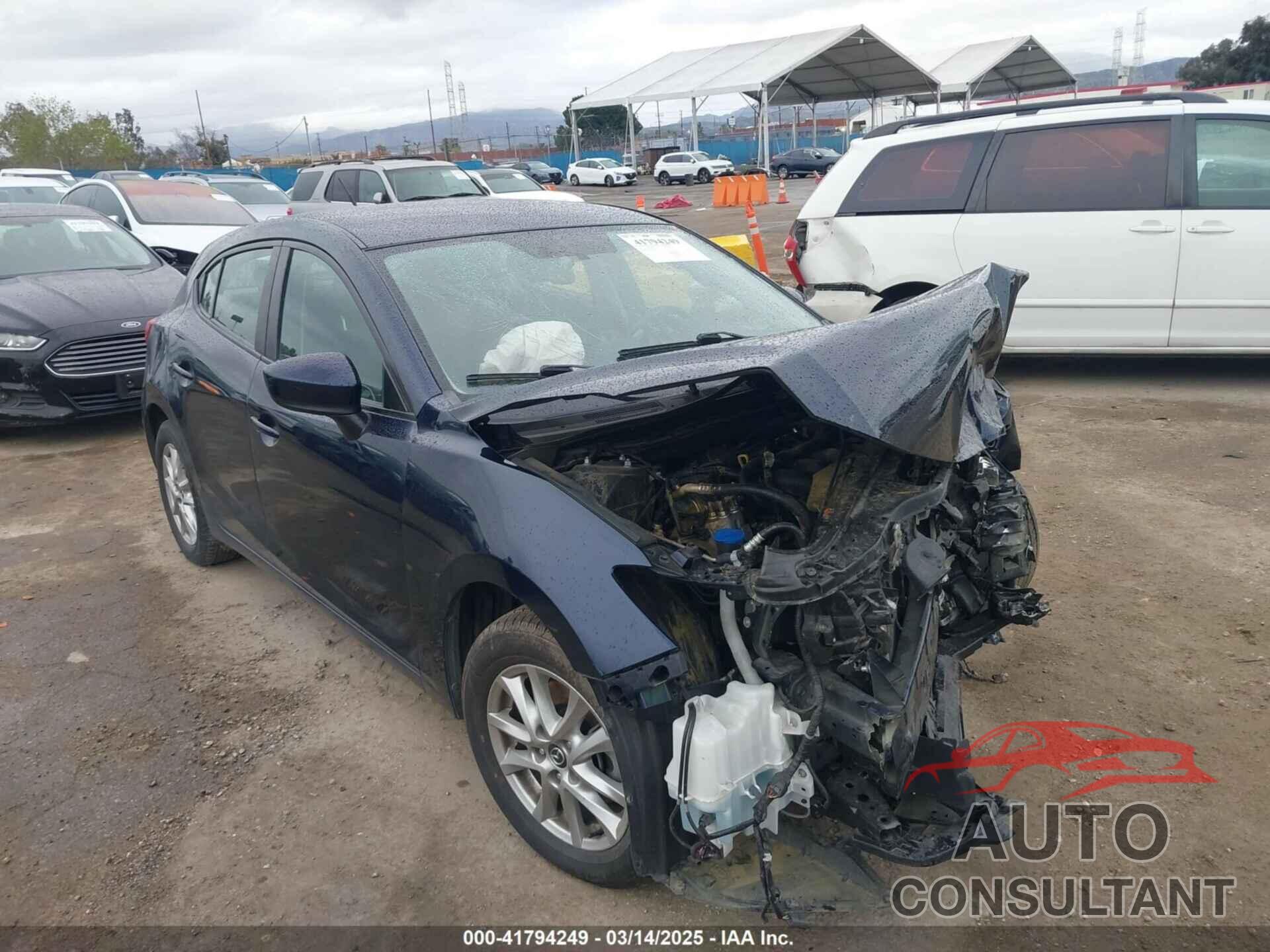 MAZDA MAZDA3 2017 - 3MZBN1K7XHM110330