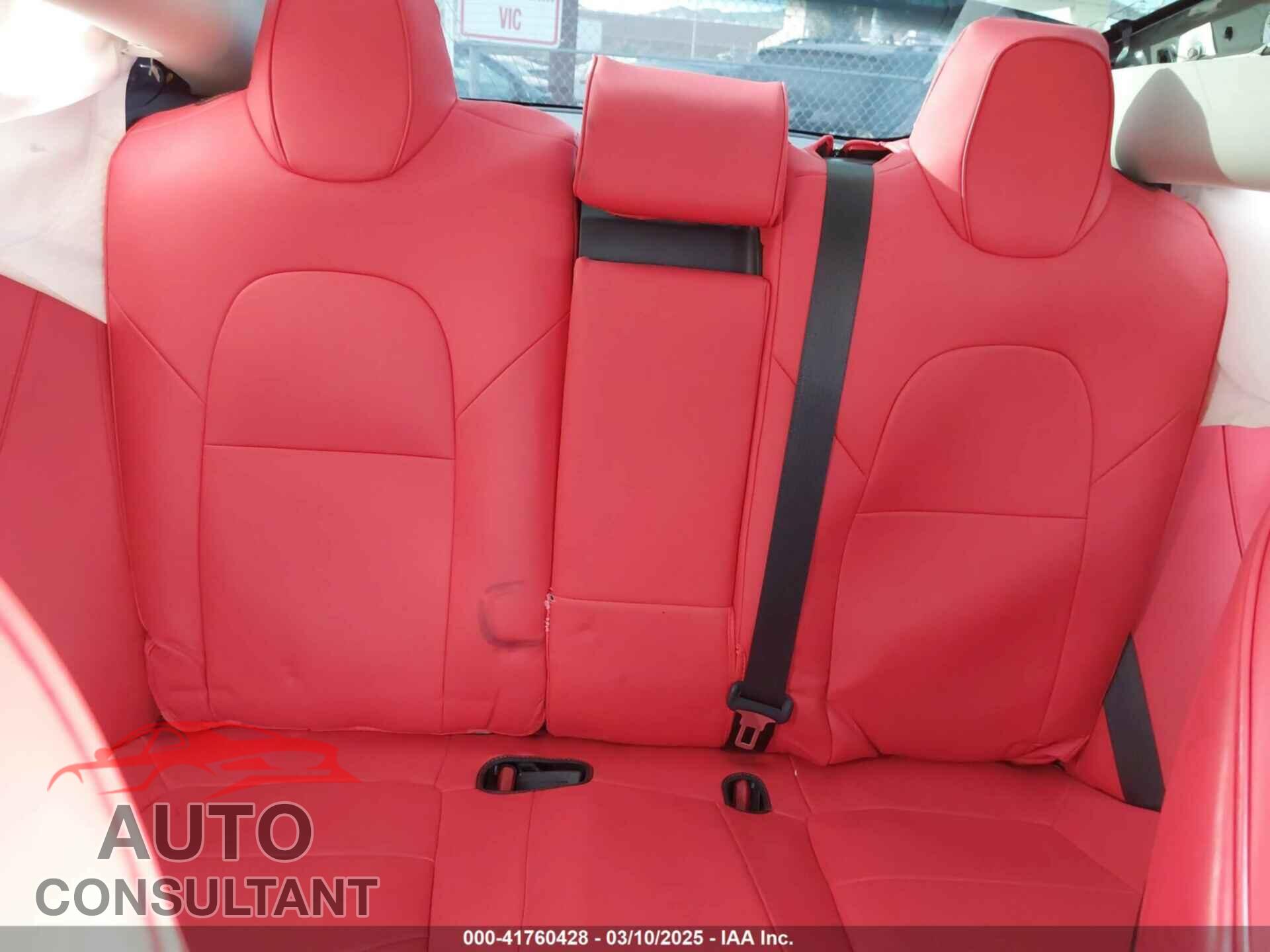 TESLA MODEL 3 2019 - 5YJ3E1EB6KF413320