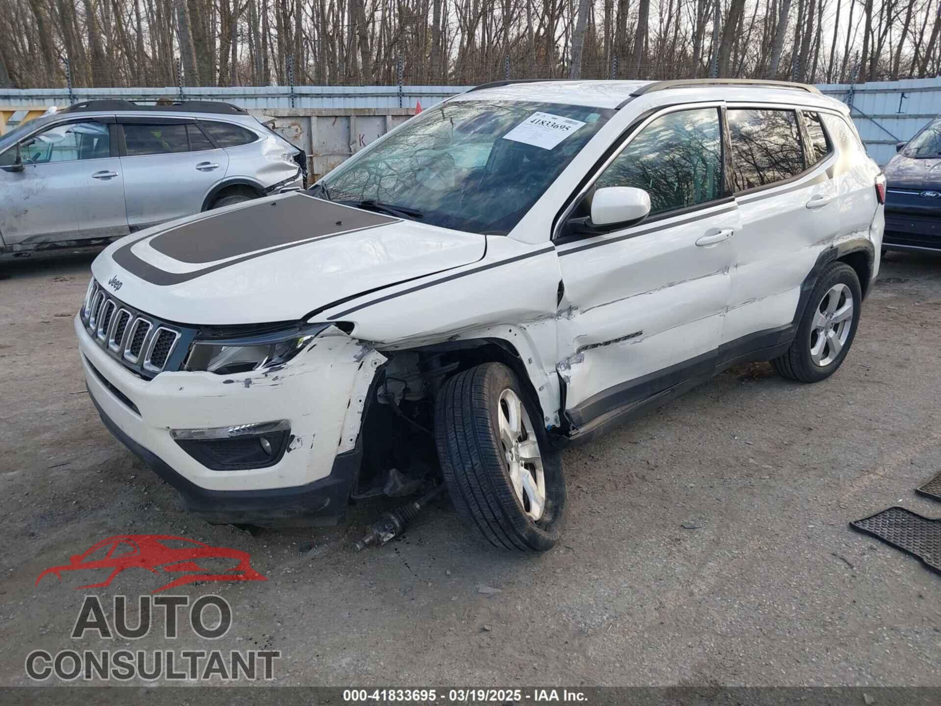 JEEP COMPASS 2018 - 3C4NJCBB2JT108465