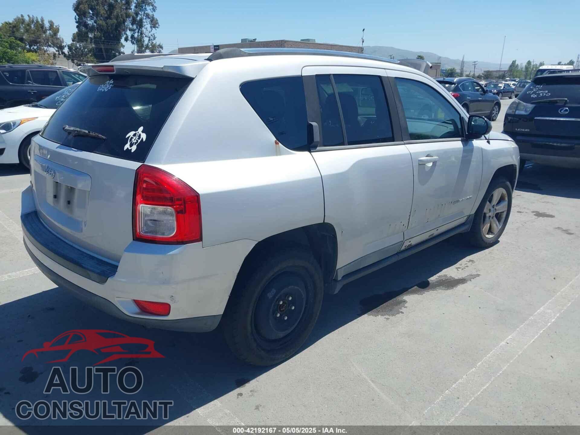 JEEP COMPASS 2011 - 1J4NF1FB6BD218694