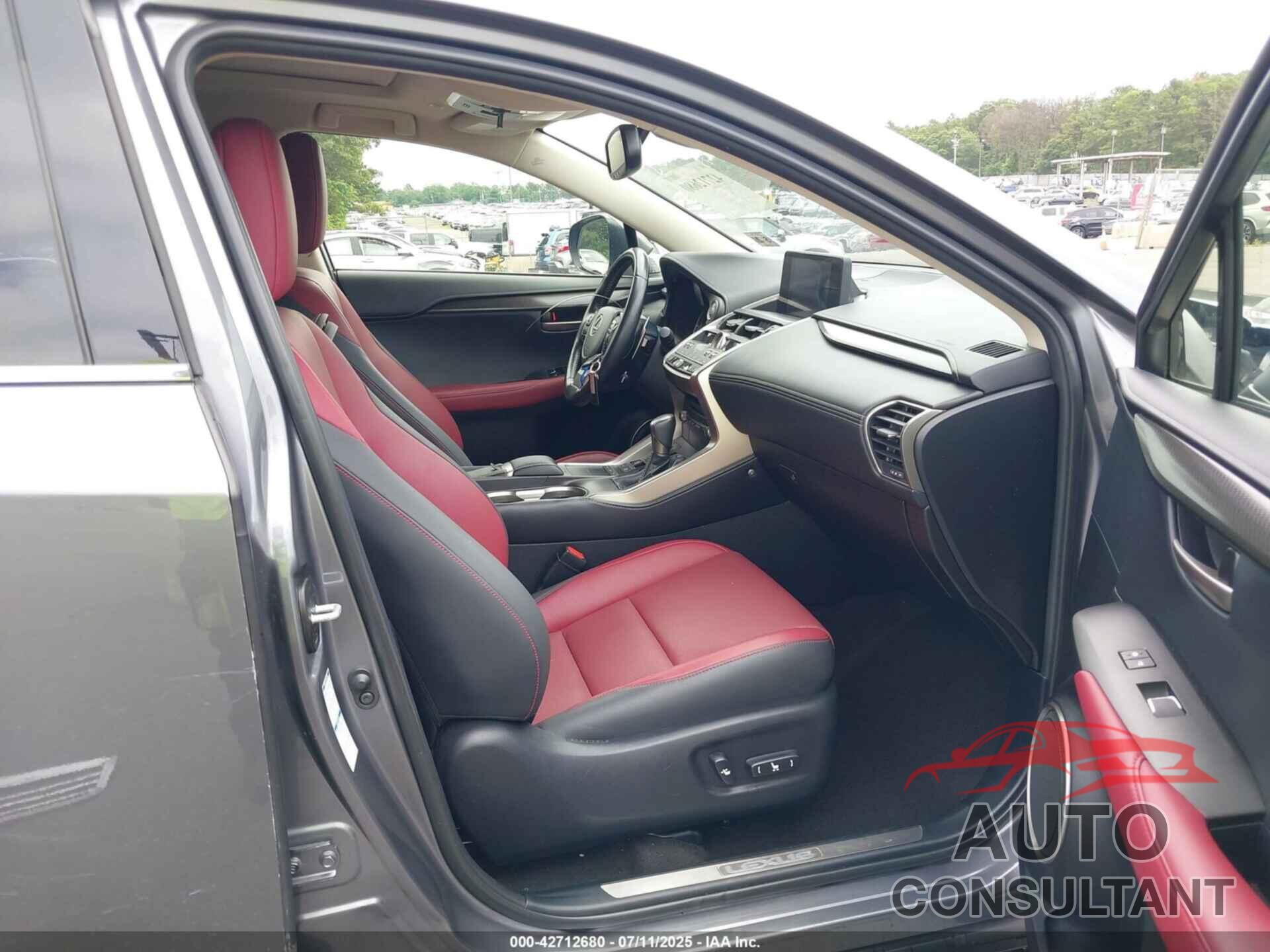 LEXUS NX 300 2021 - JTJDARDZ0M2252107