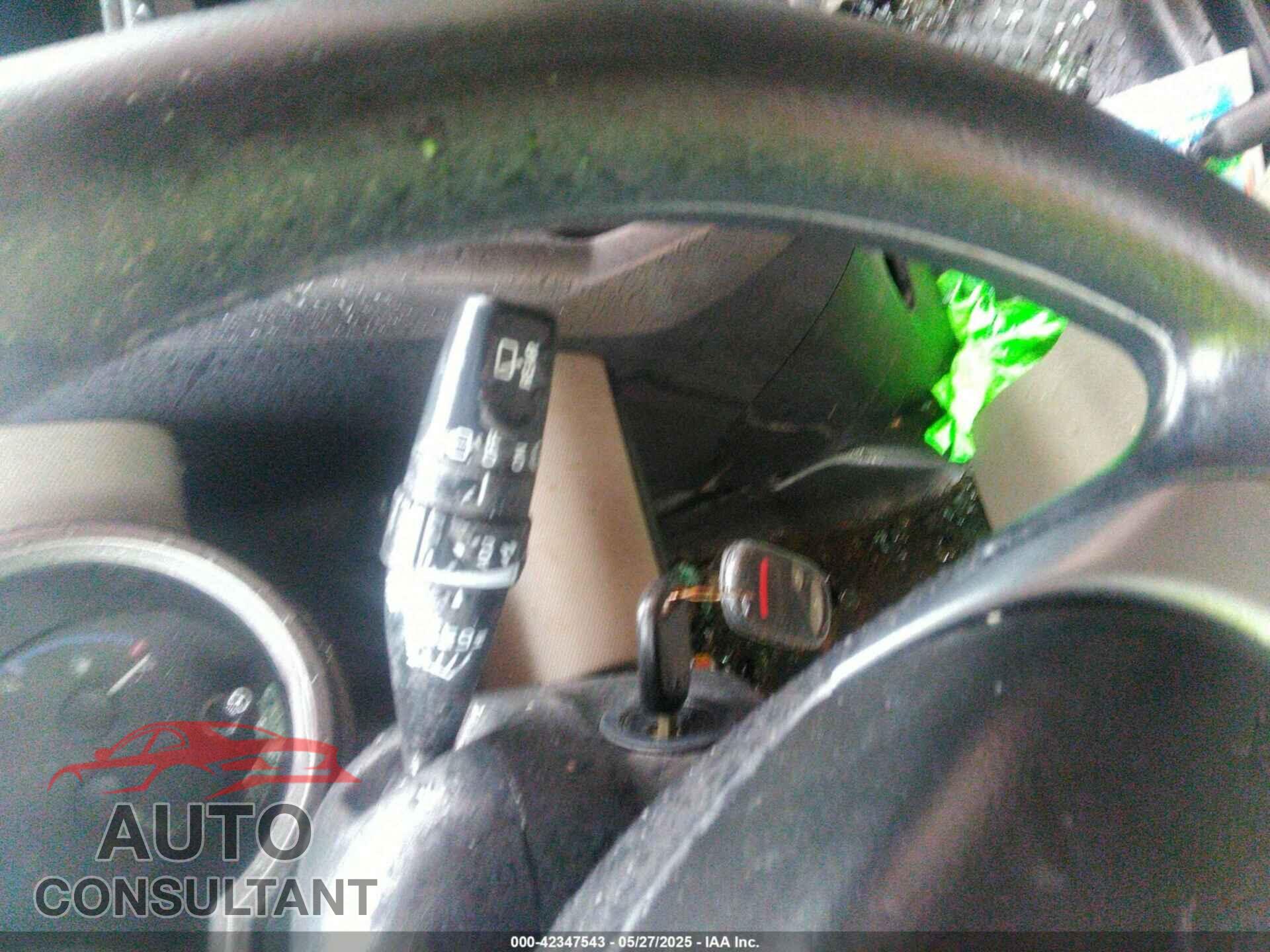 HONDA ELEMENT 2011 - 5J6YH2H34BL007177
