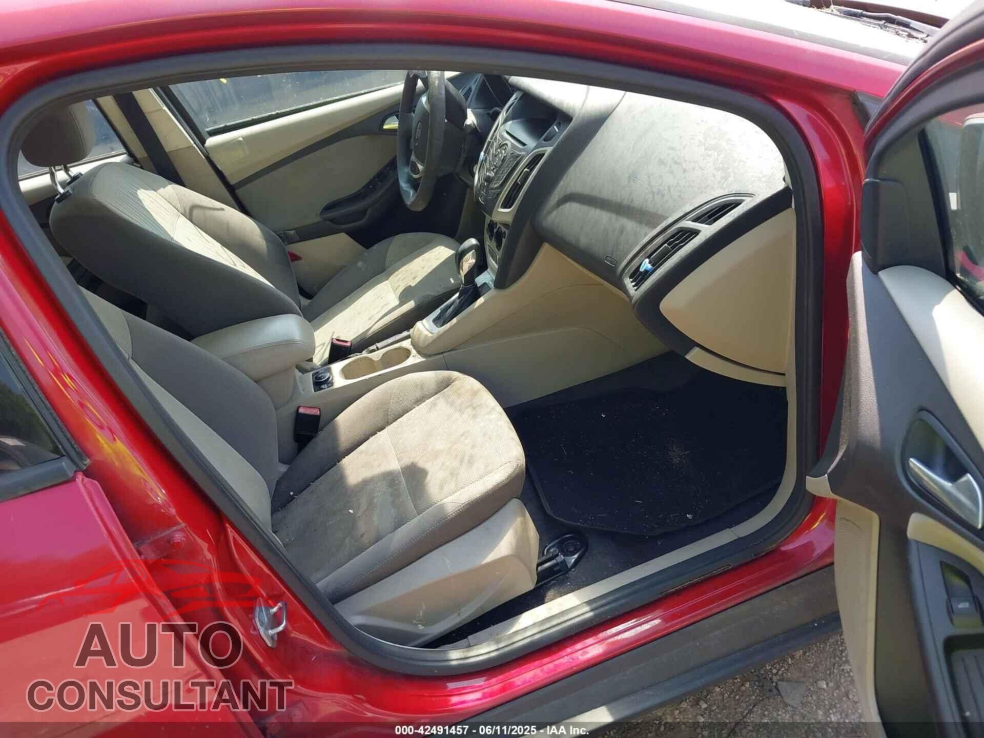 FORD FOCUS 2012 - 1FAHP3F24CL102709