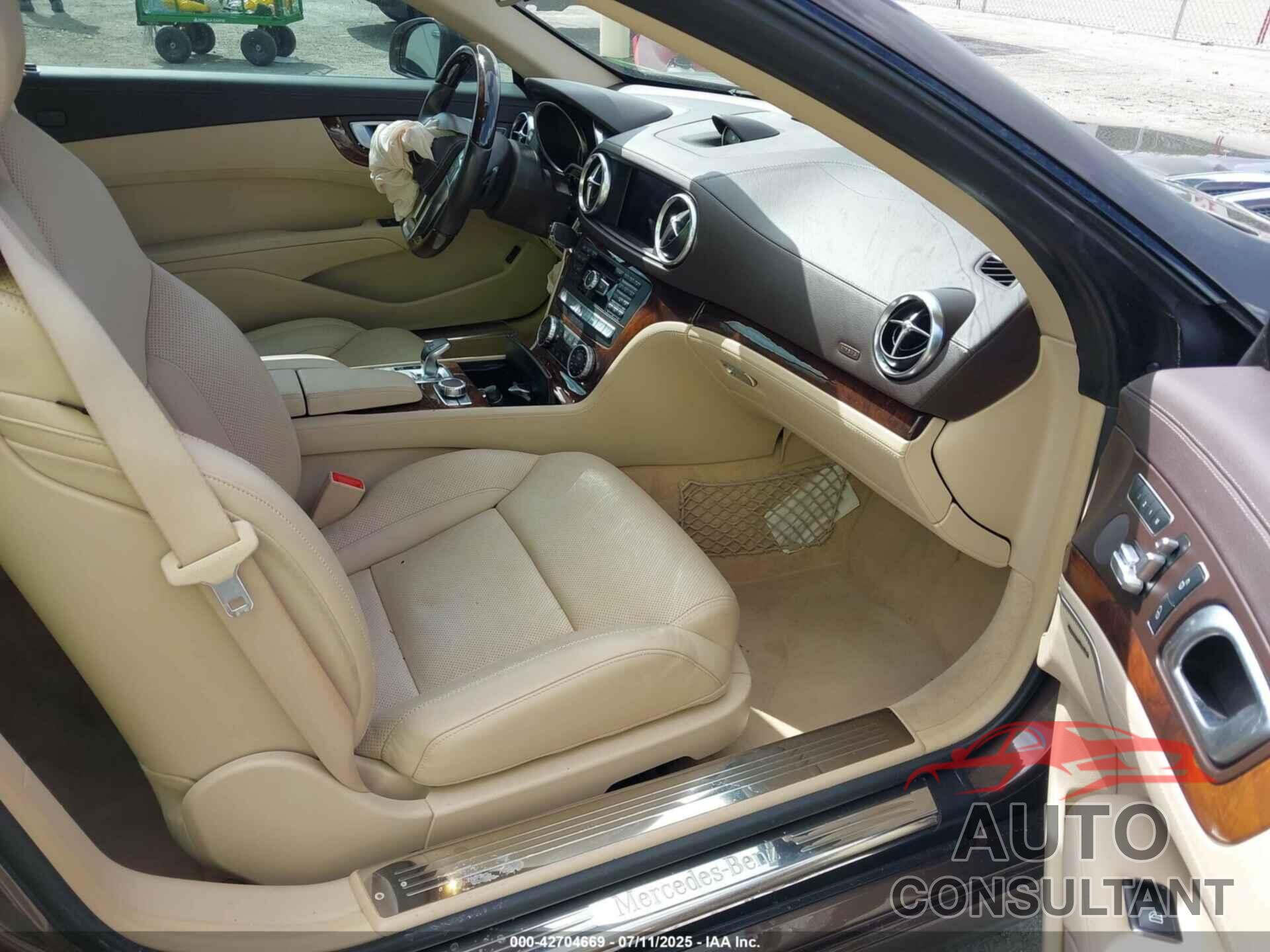 MERCEDES-BENZ SL 550 2016 - WDDJK7DA4GF041335