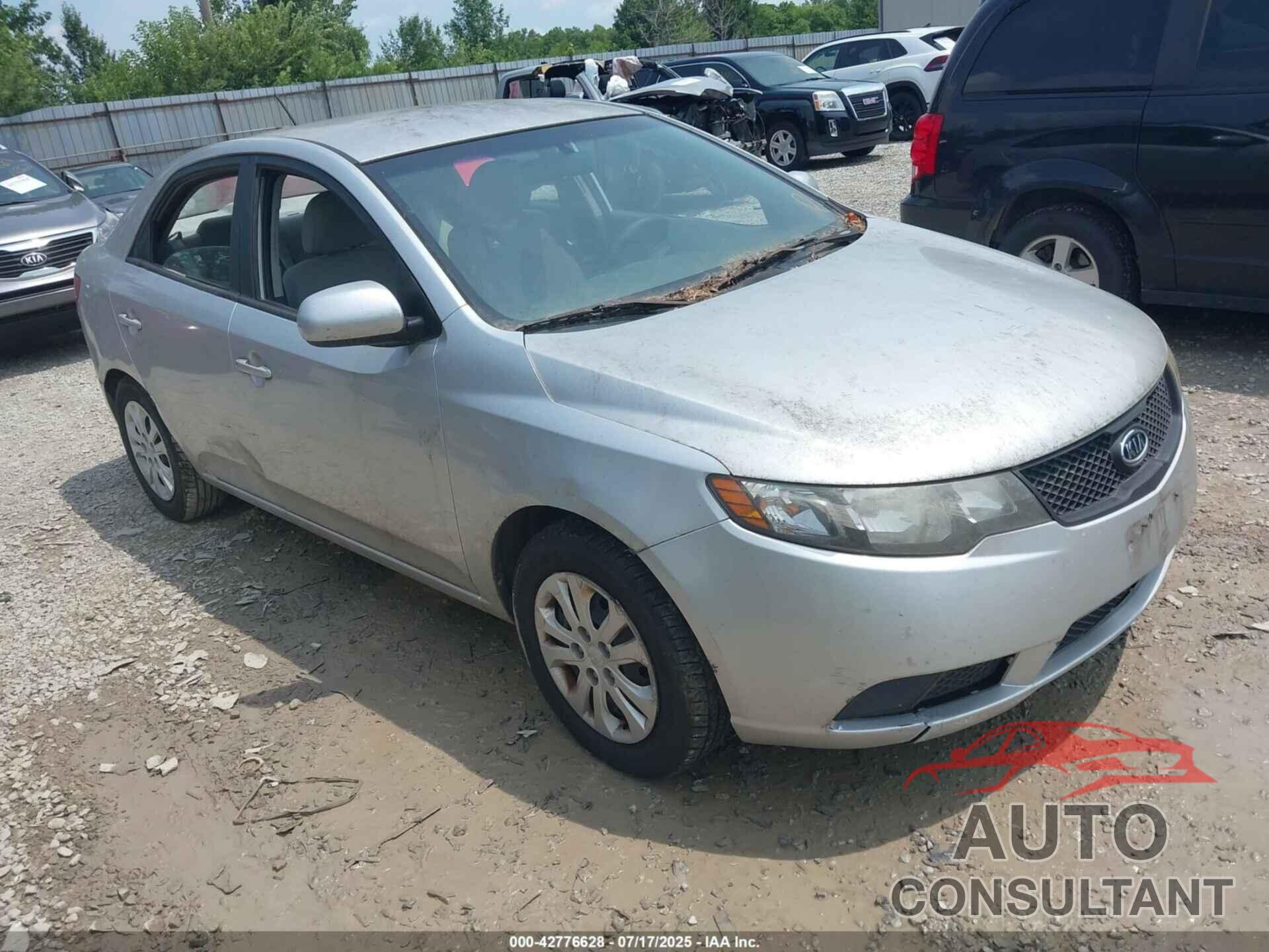 KIA FORTE 2010 - KNAFT4A23A5808465