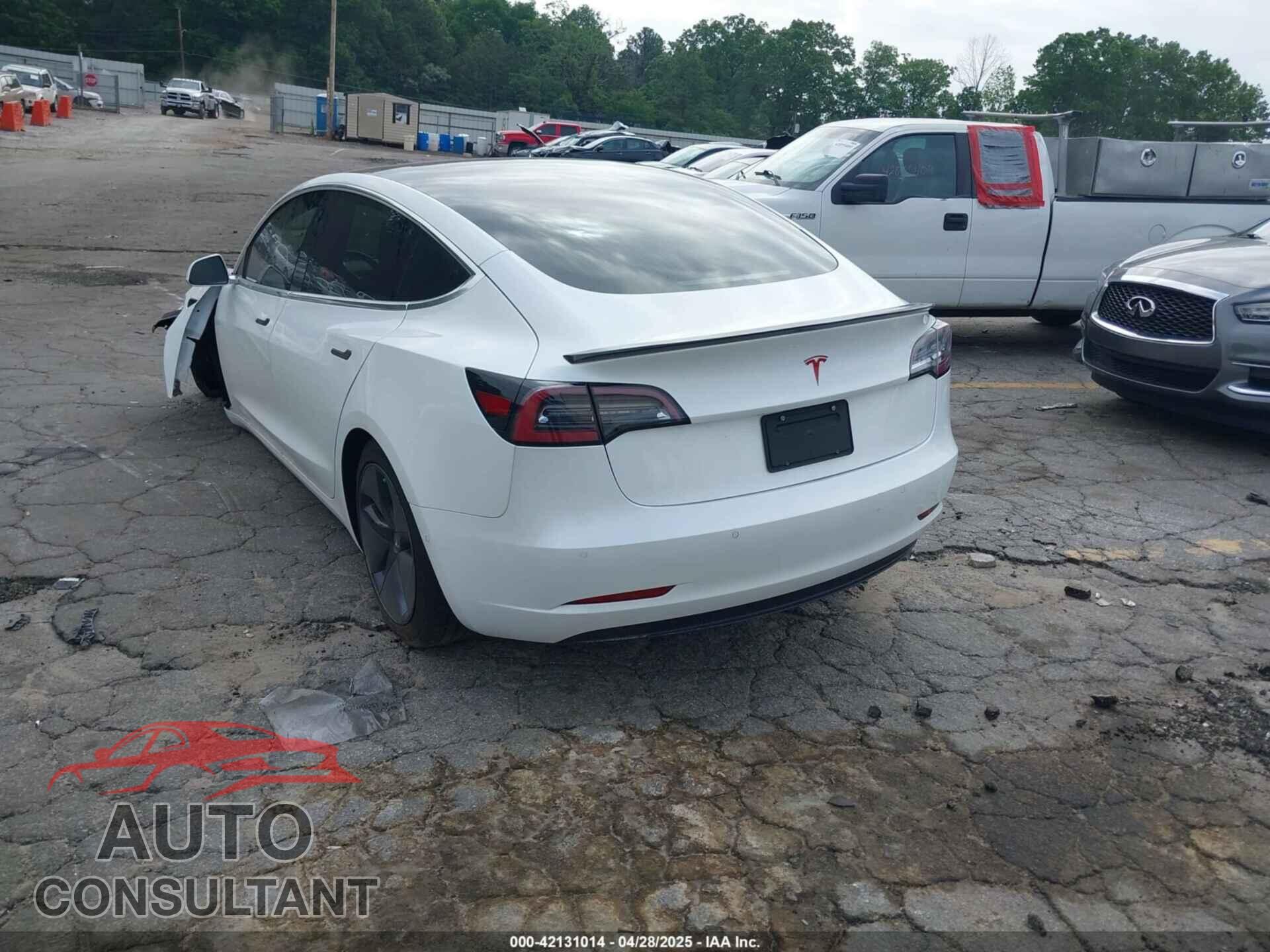 TESLA MODEL 3 2019 - 5YJ3E1EA7KF299724