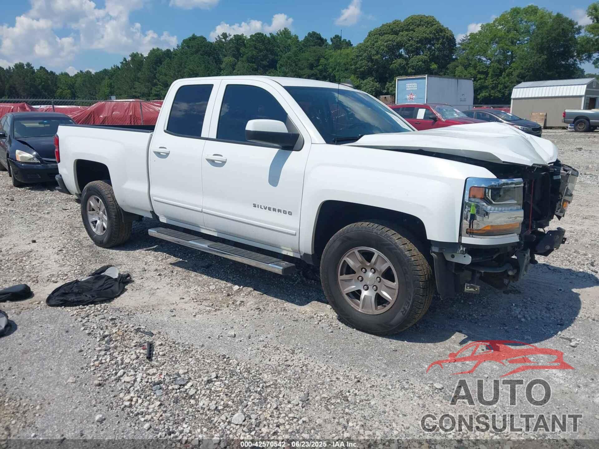 CHEVROLET SILVERADO 1500 2018 - 1GCRCREC4JZ275860