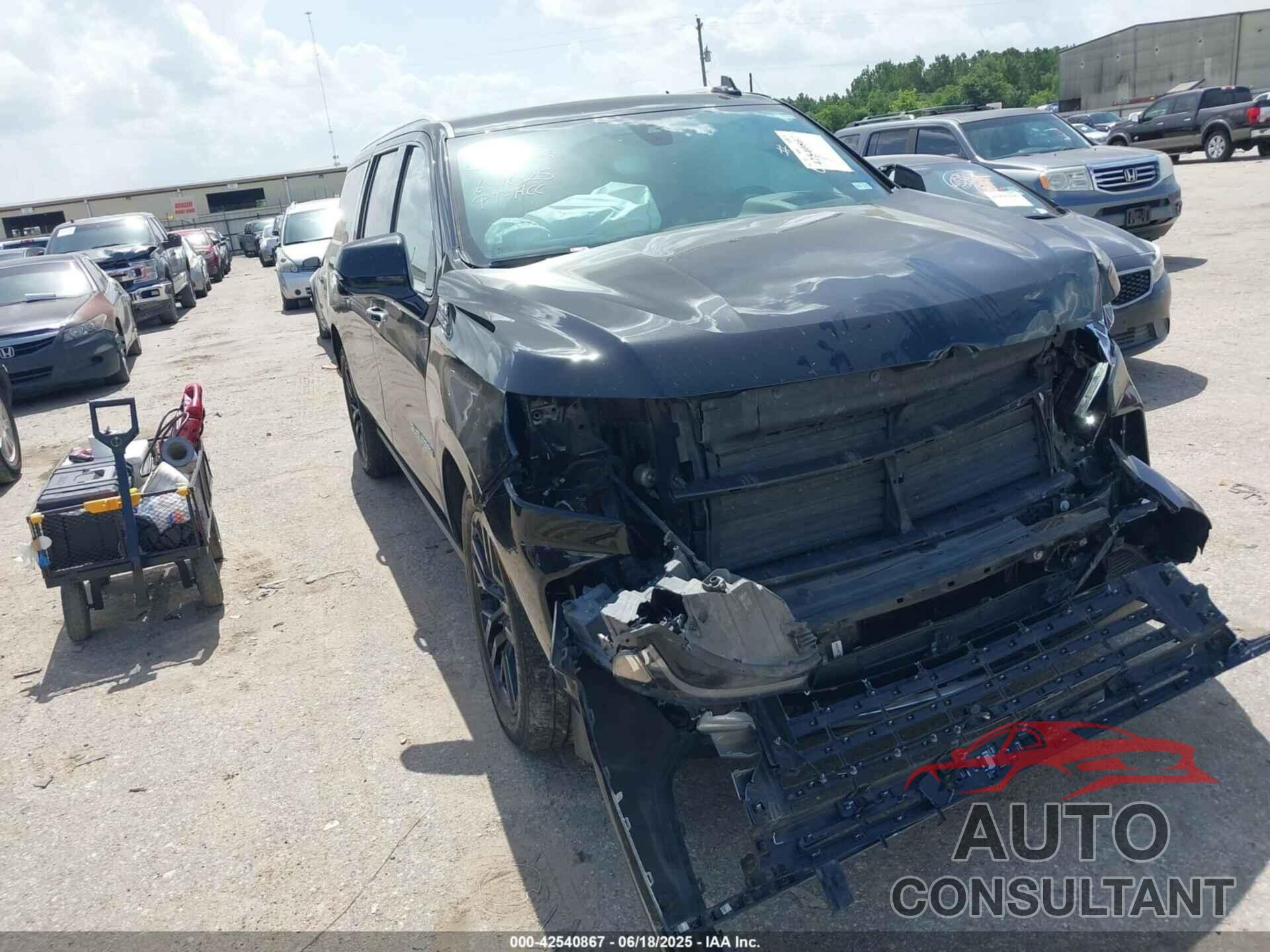 CHEVROLET SUBURBAN 2021 - 1GNSCGKL0MR206783