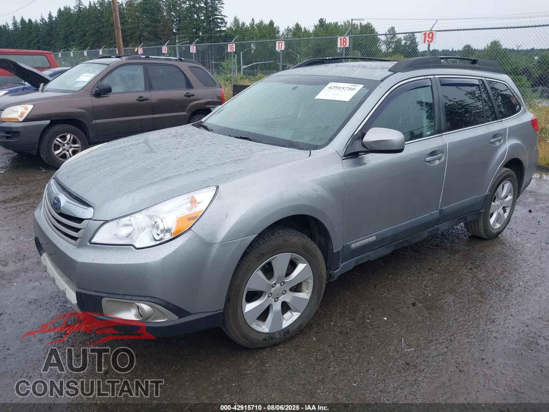 SUBARU OUTBACK 2010 - 4S4BRBKC8A3379794