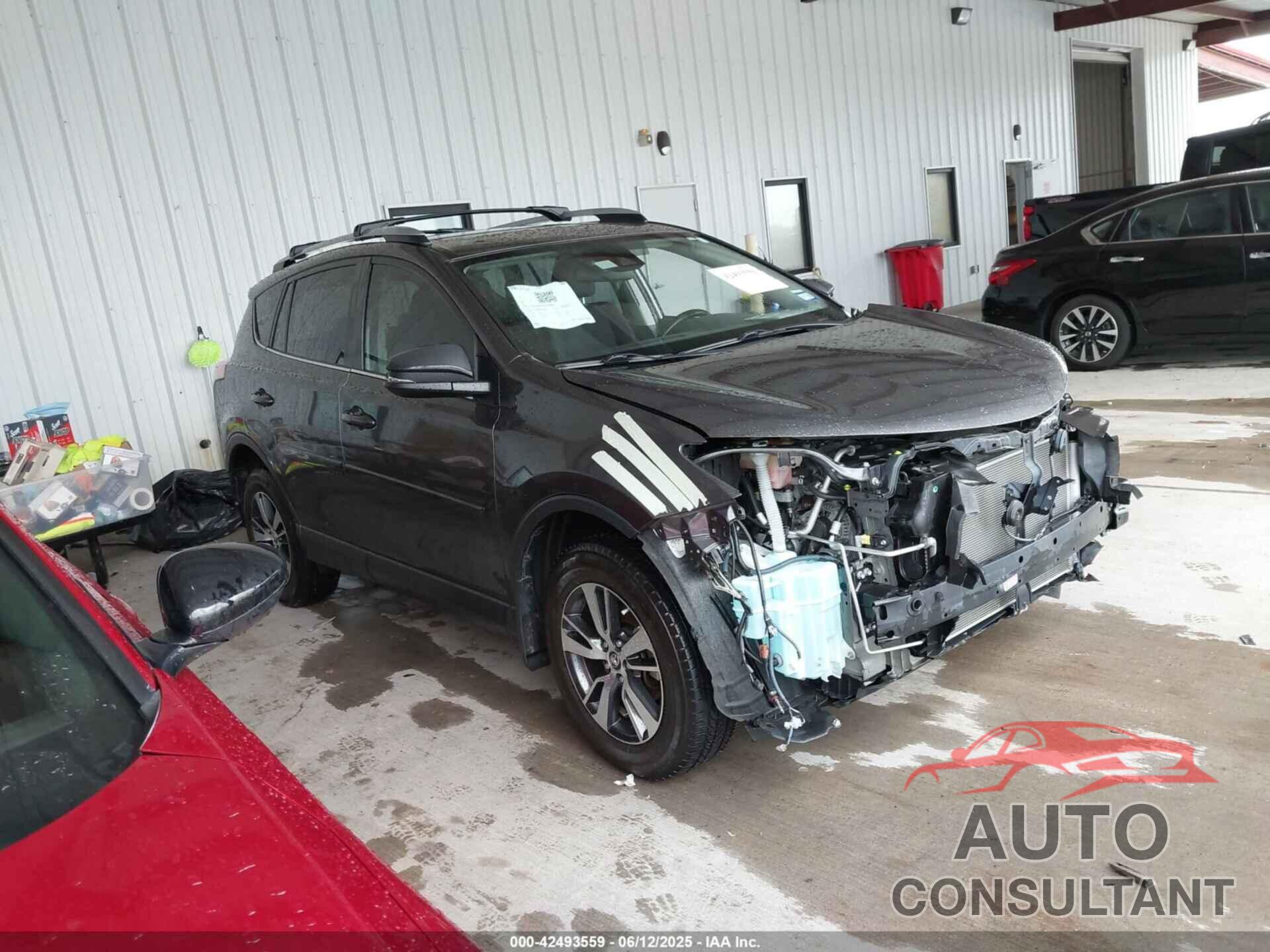 TOYOTA RAV4 2017 - JTMWFREV8HJ708813
