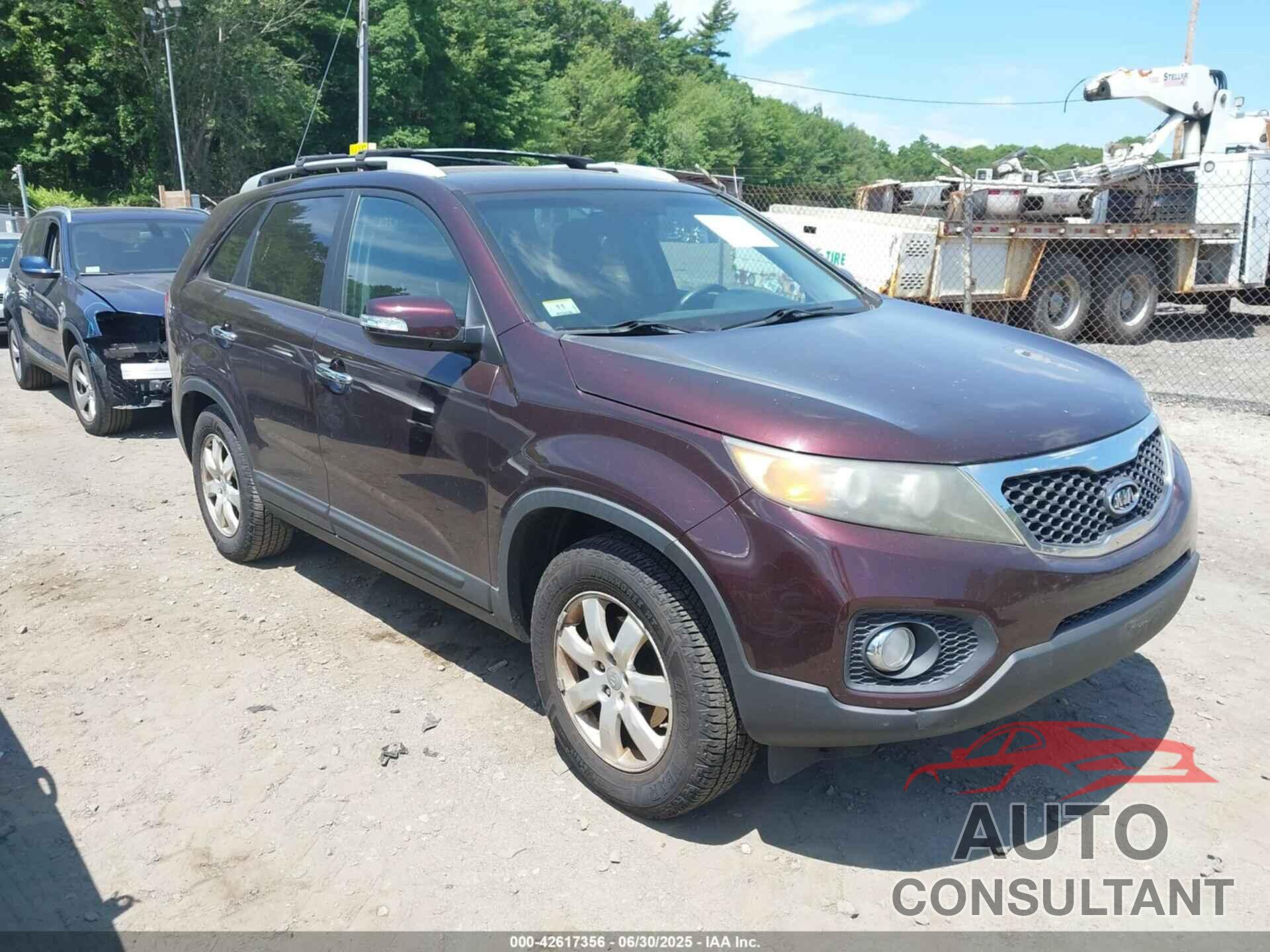 KIA SORENTO 2012 - 5XYKT4A69CG232492
