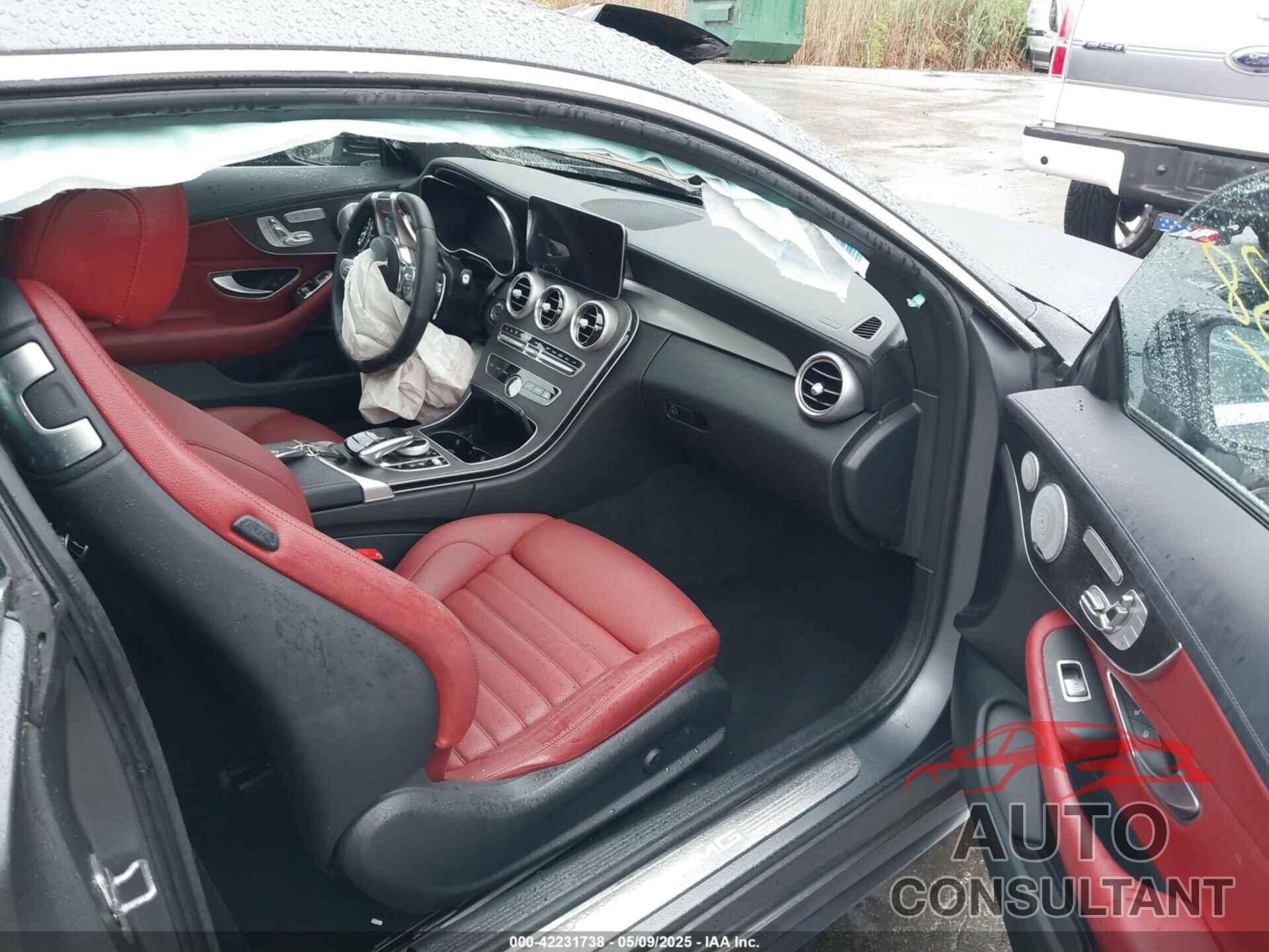 MERCEDES-BENZ AMG C 43 2023 - W1KWJ6EB3PG118300