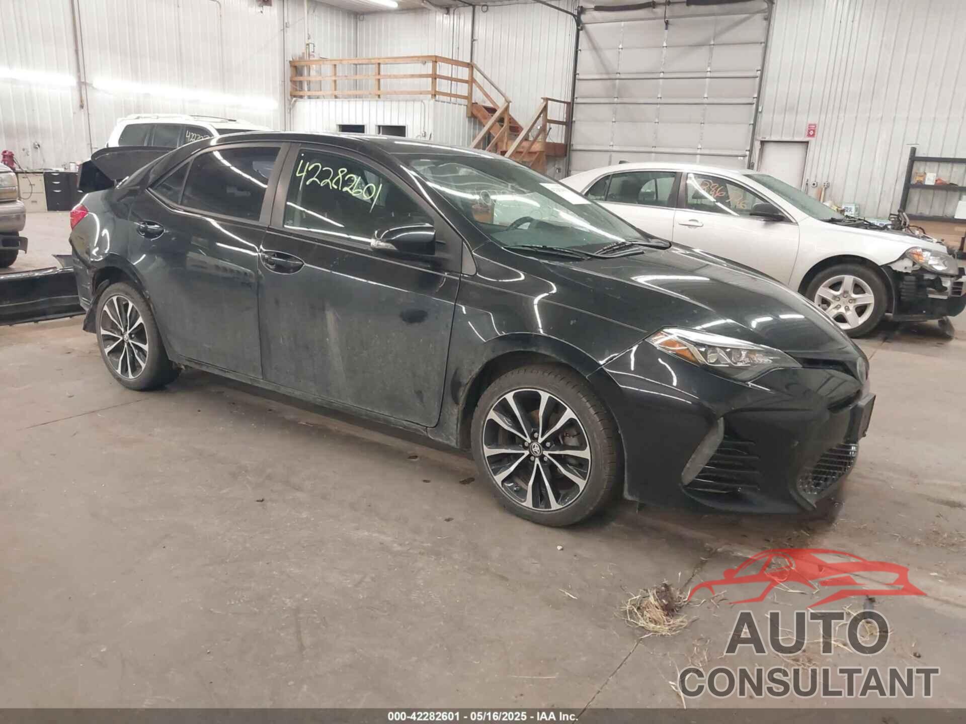 TOYOTA COROLLA 2017 - 2T1BURHE8HC811113
