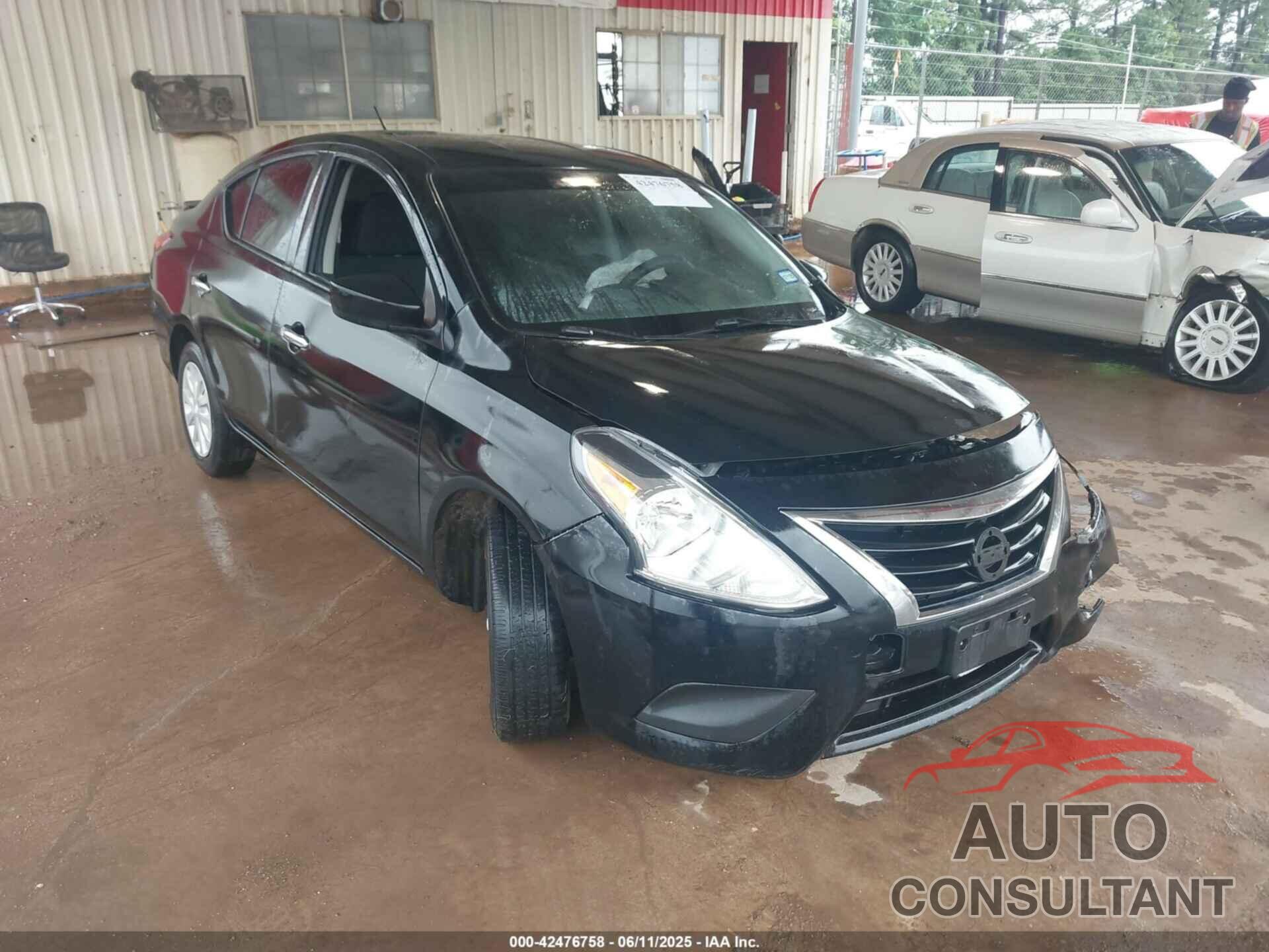 NISSAN VERSA 2018 - 3N1CN7AP4JL815750