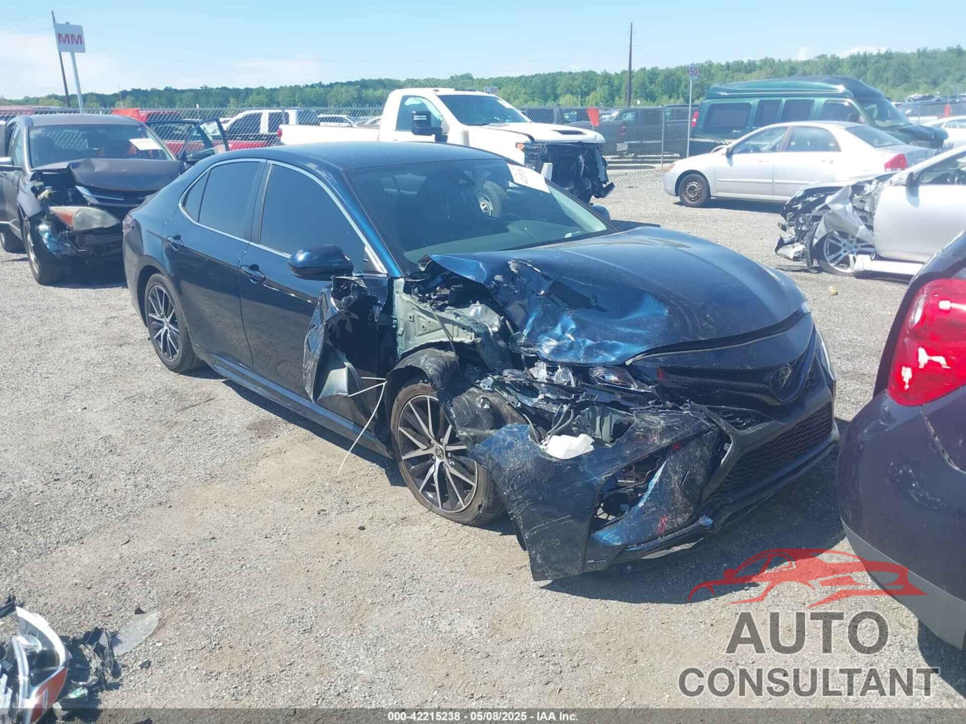 TOYOTA CAMRY 2021 - 4T1G11AK3MU597205