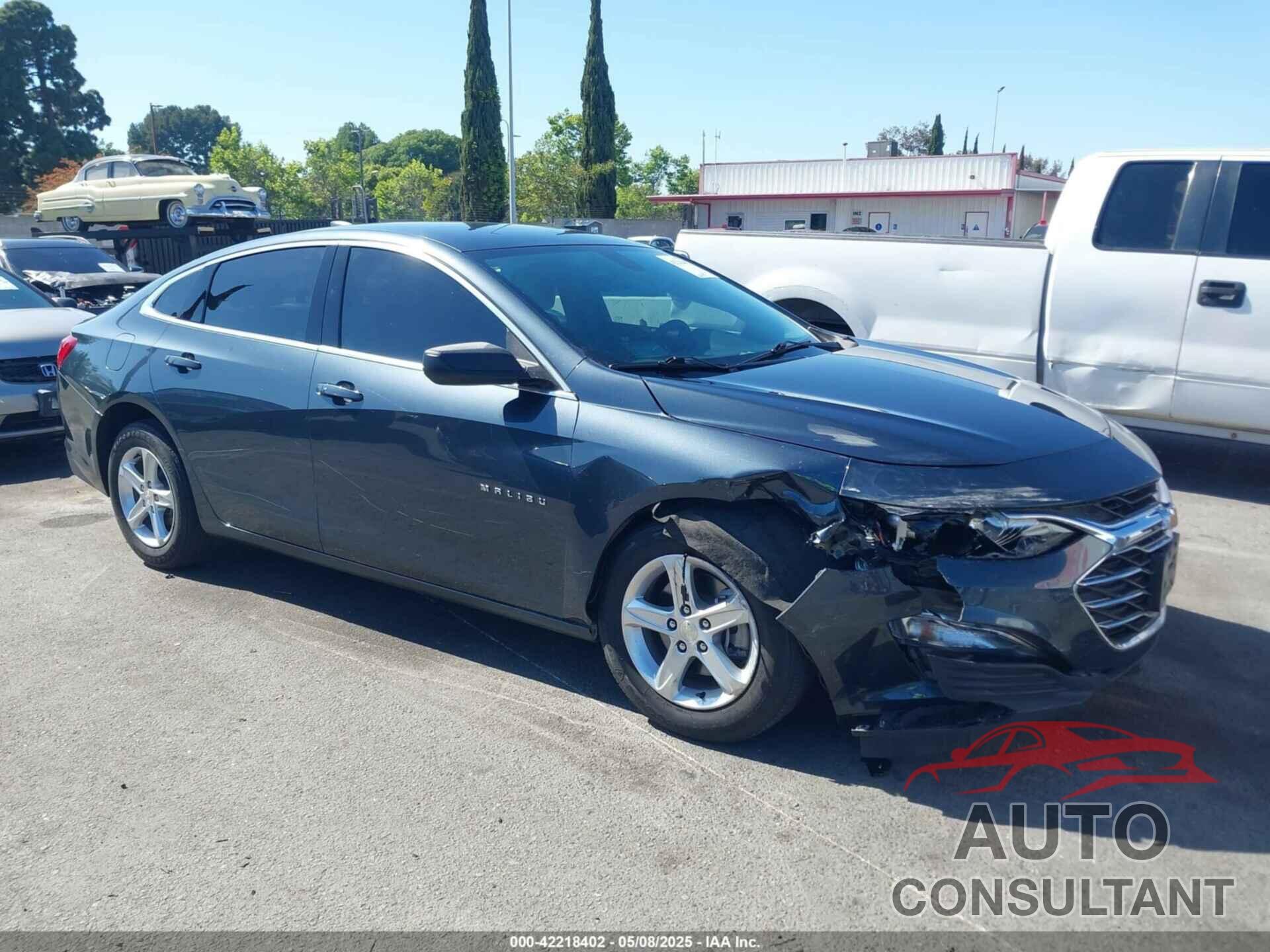 CHEVROLET MALIBU 2020 - 1G1ZB5ST7LF157427