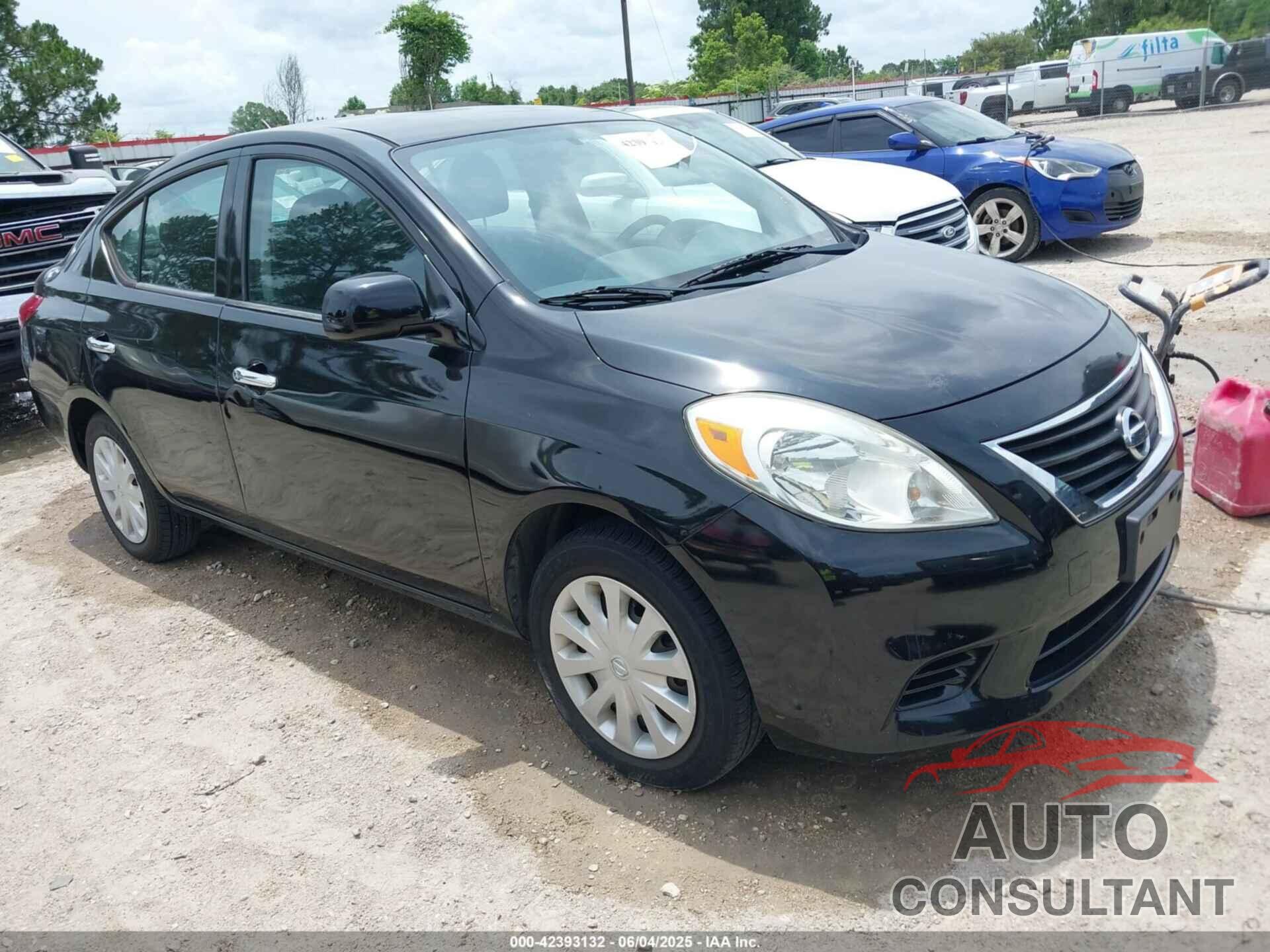 NISSAN VERSA 2012 - 3N1CN7AP8CL902859