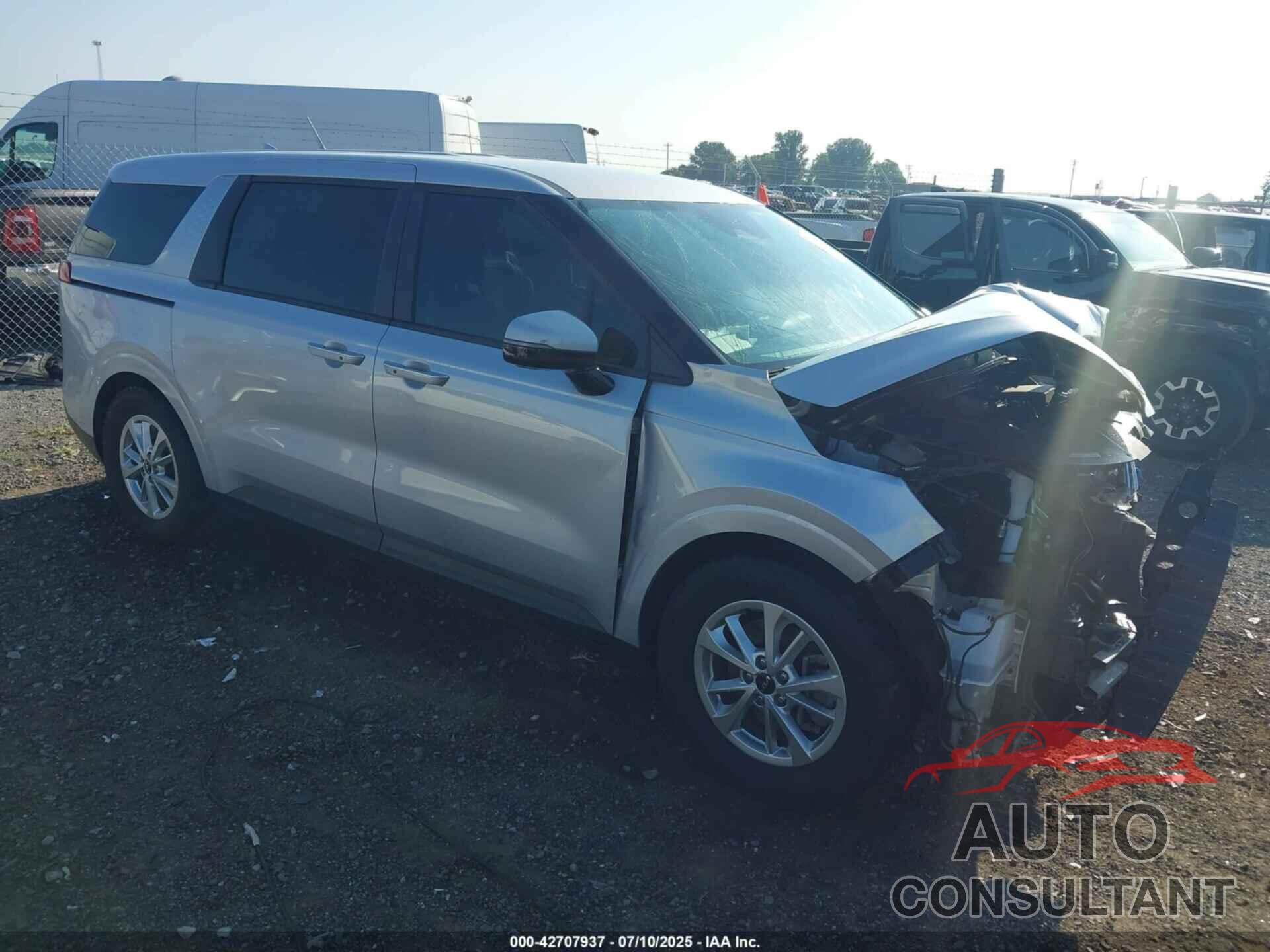 KIA CARNIVAL MPV 2022 - KNDNB4H3XN6169193