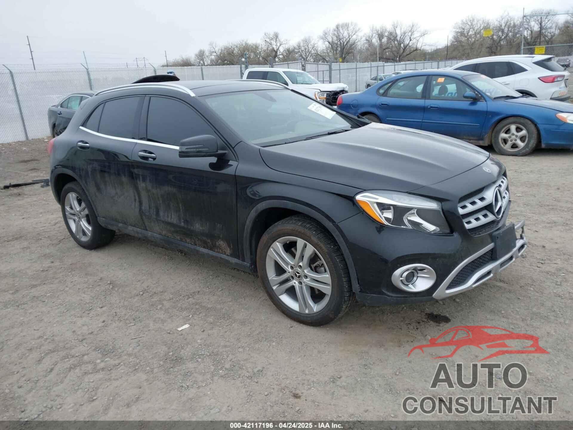 MERCEDES-BENZ GLA 250 2019 - WDCTG4GB1KJ614201