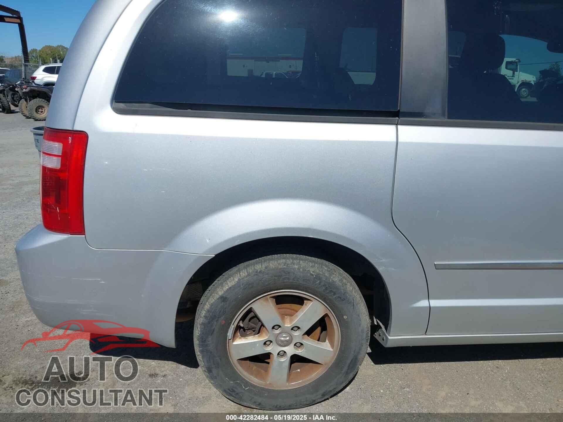 DODGE GRAND CARAVAN 2010 - 2D4RN5D19AR283436