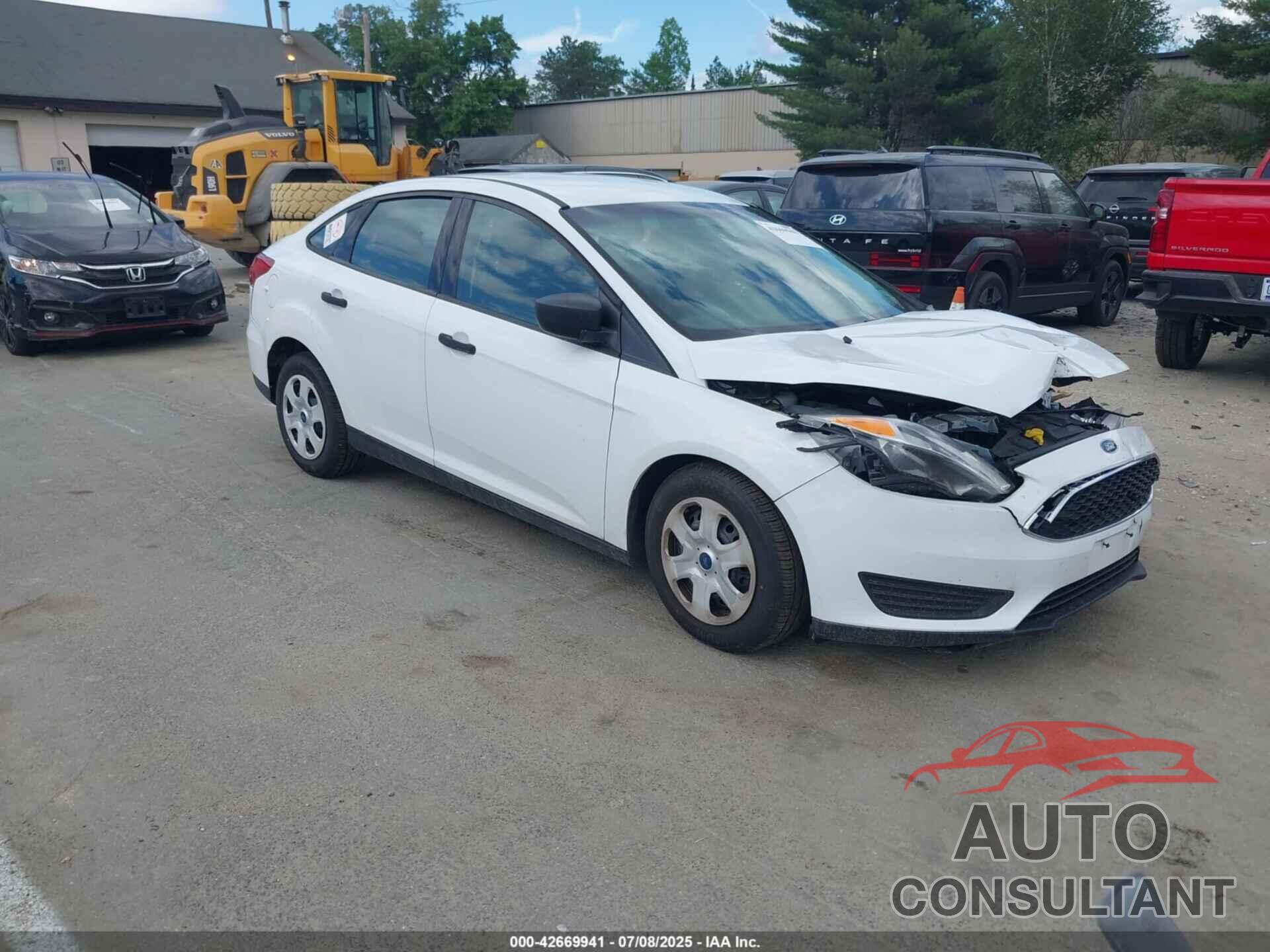 FORD FOCUS 2018 - 1FADP3E28JL225846