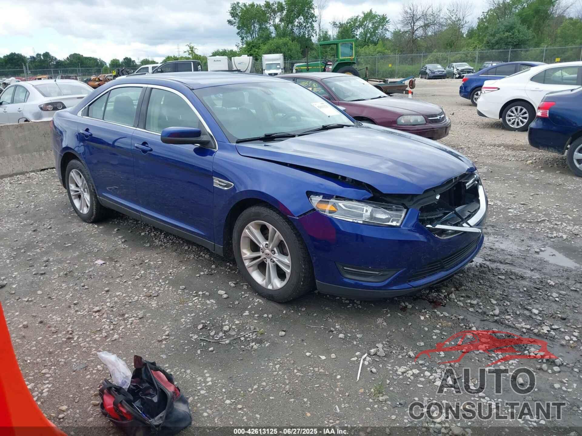 FORD TAURUS 2015 - 1FAHP2E85FG117913