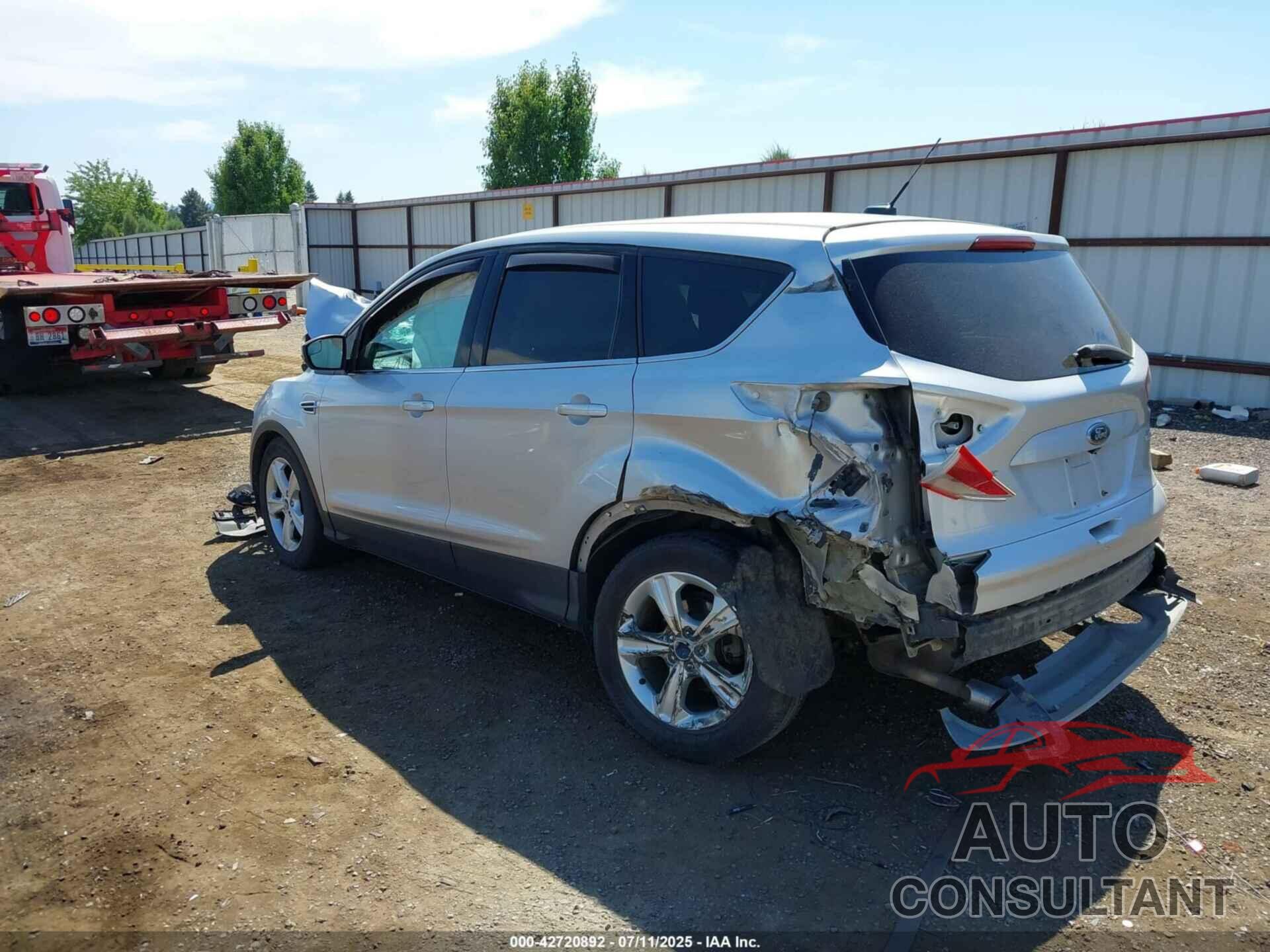 FORD ESCAPE 2015 - 1FMCU9G94FUC44208
