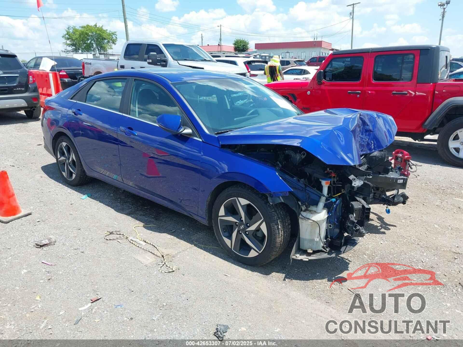HYUNDAI ELANTRA 2023 - KMHLP4AG2PU506777